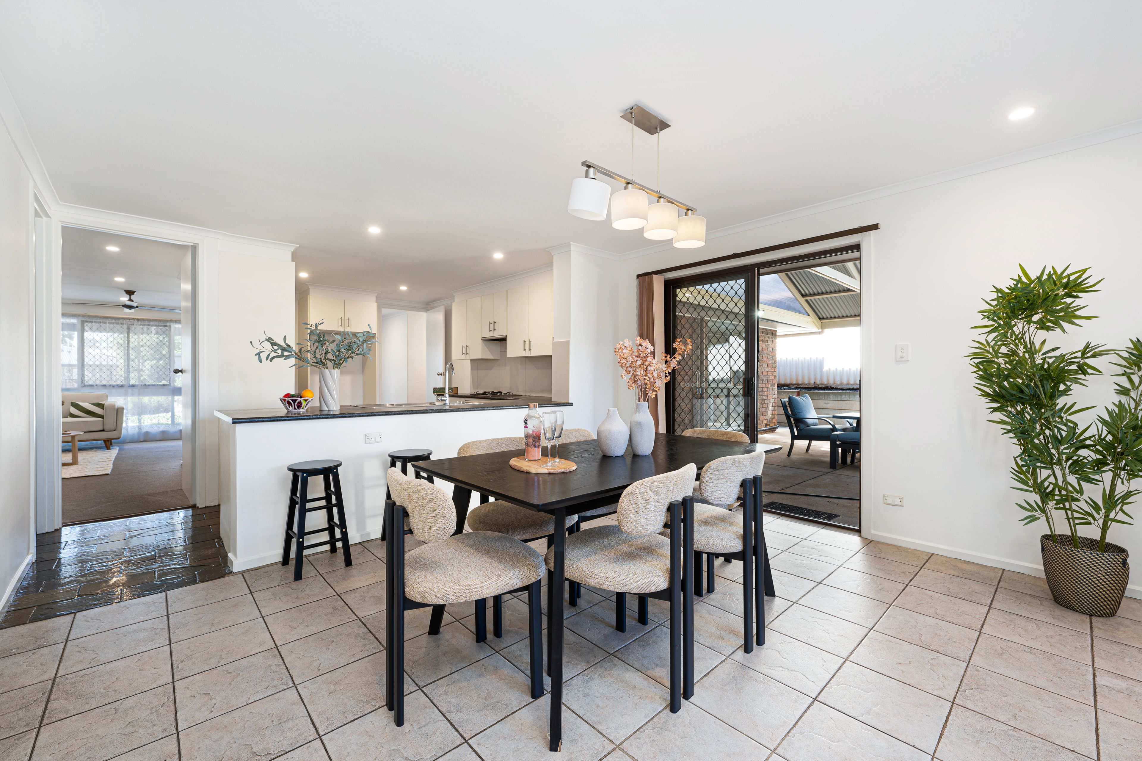 19 Marshall Street — photo 6 of 23
