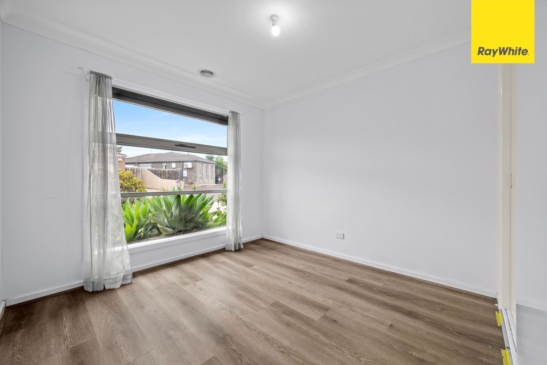 32/20-22 Roslyn Park Drive, HARKNESS, VIC 3337