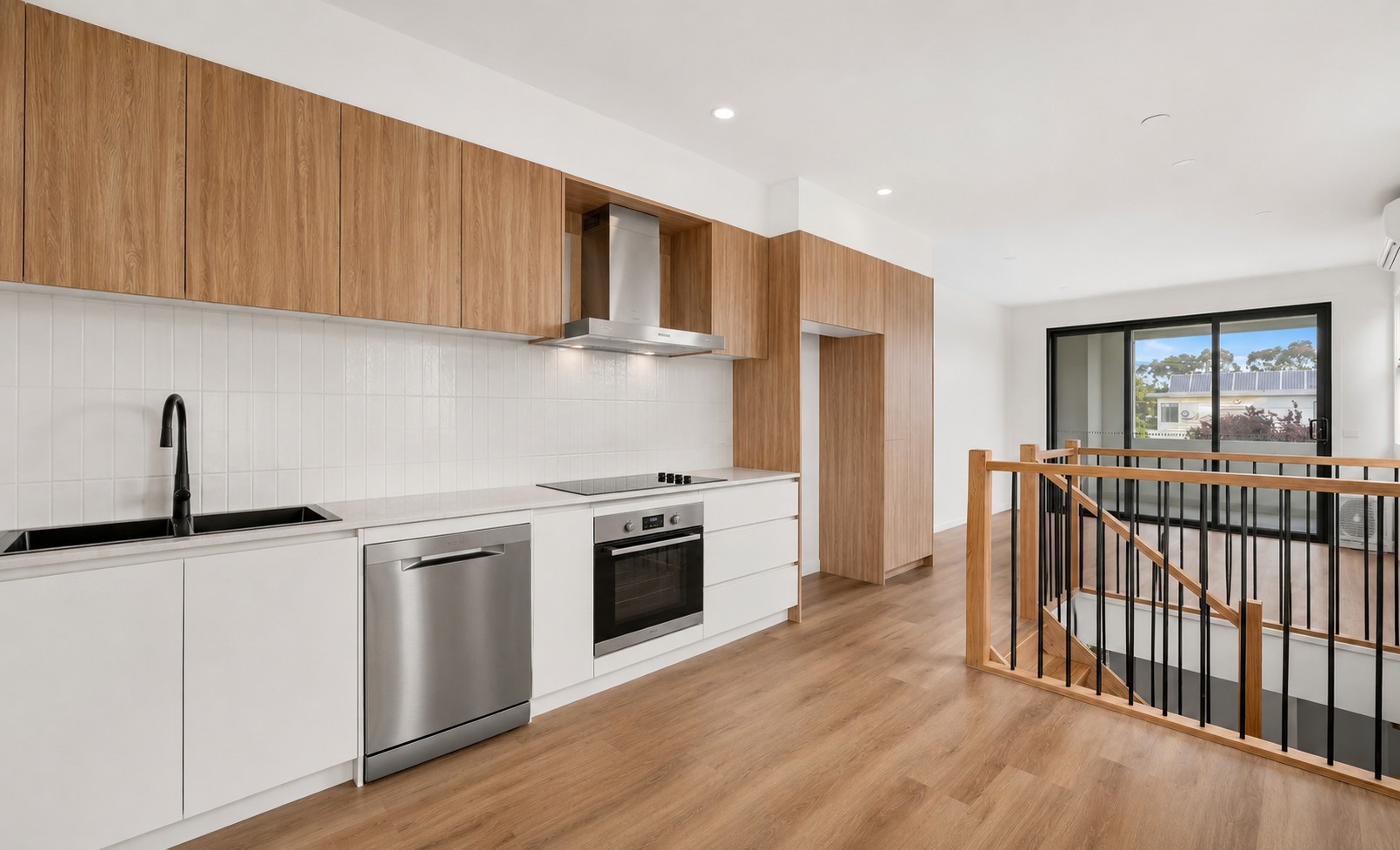 53 Eames Avenue, Brooklyn, VIC 3012