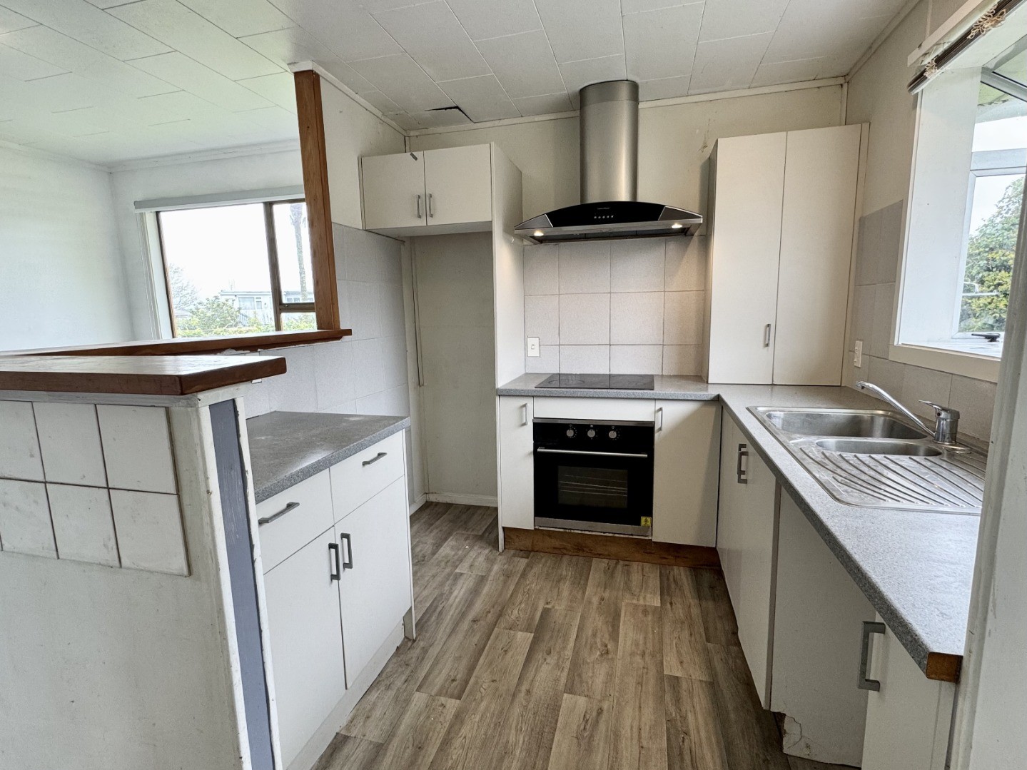 13 Pipitea Place, Massey, Waitakere City