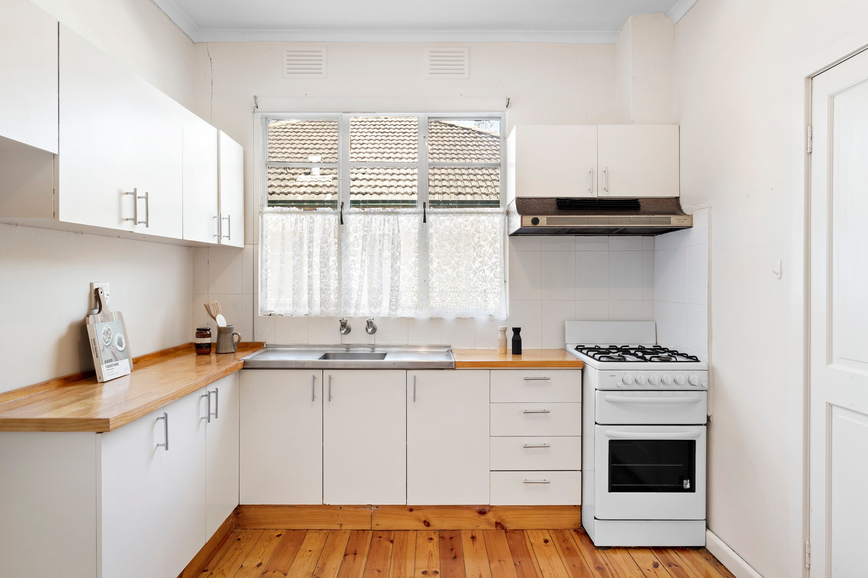 15 Woonah Street, Chadstone, VIC 3148