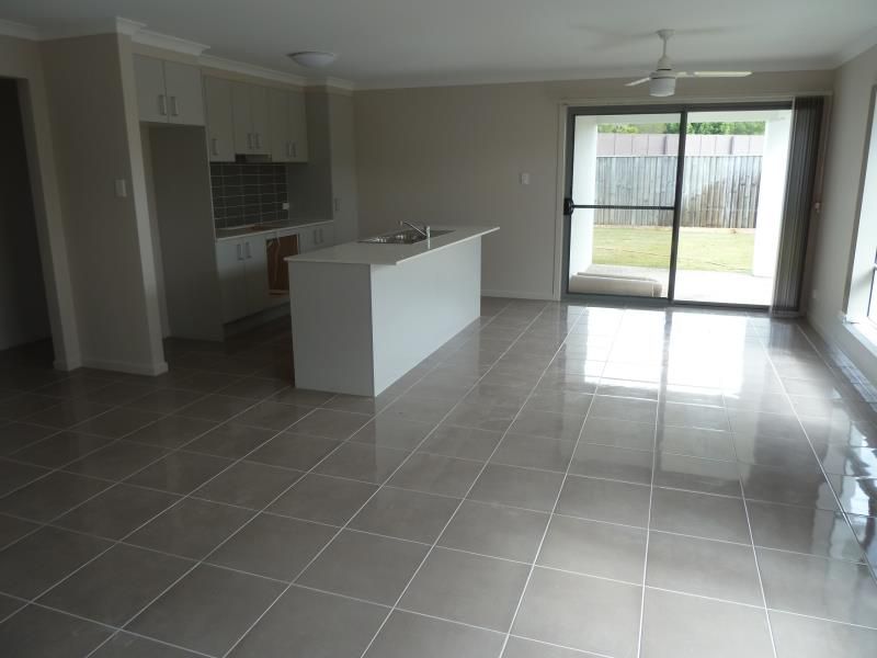 3/6 Pendraat Parade, Hope Island, QLD 4212