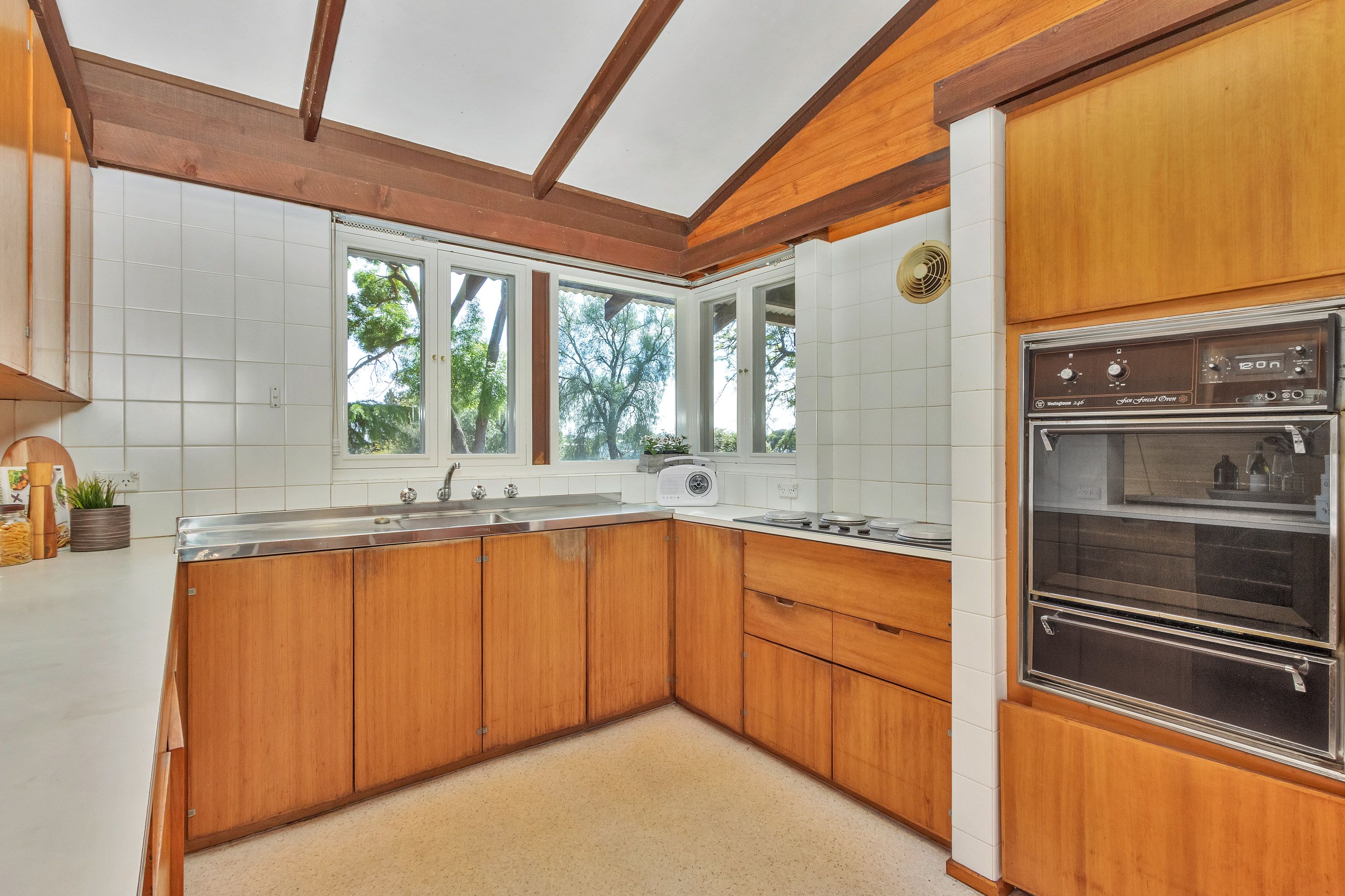 111 Greenock Road, Nuriootpa, SA 5355 - House for Sale - Barossa Valley ...