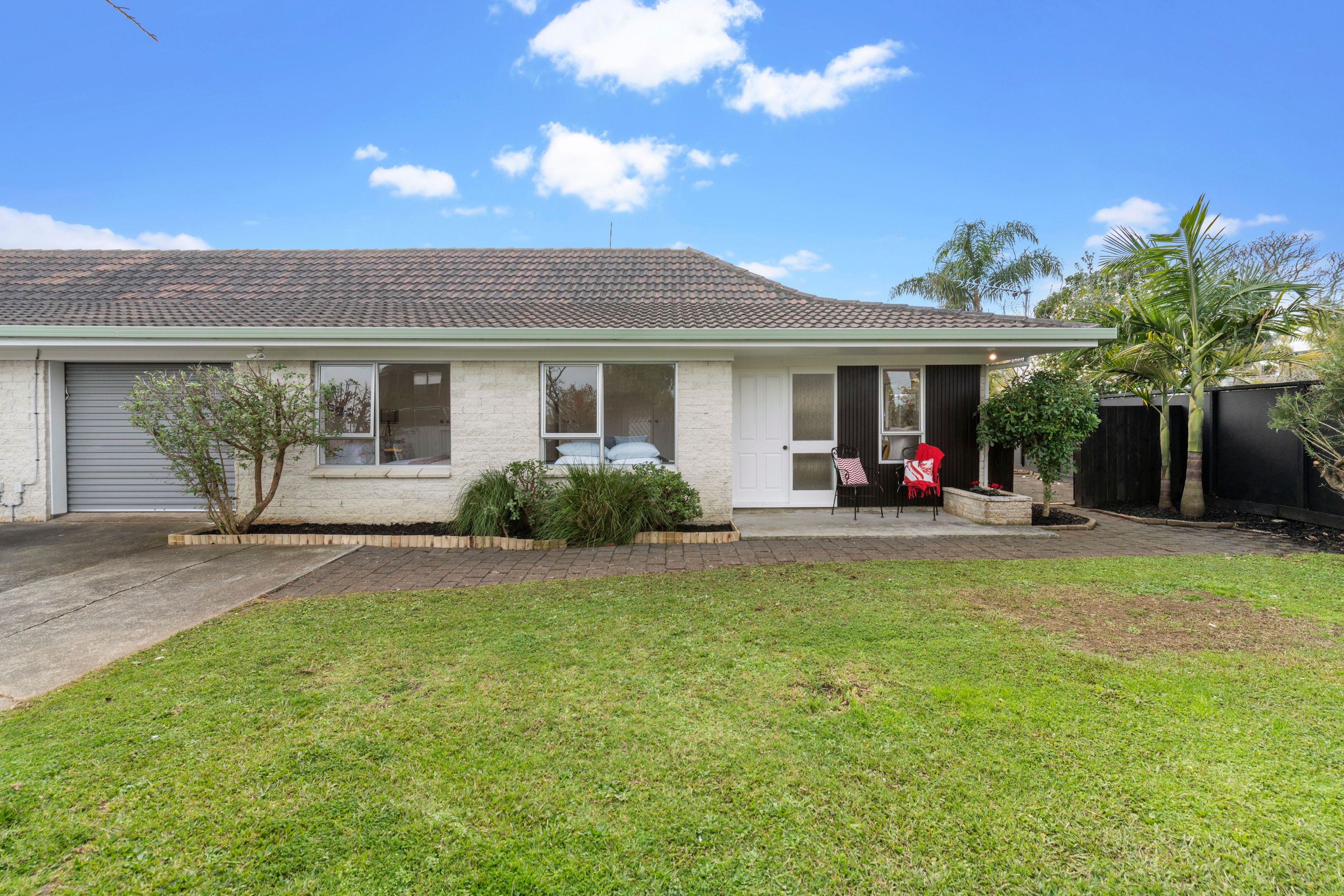 1/7A Bramley Drive, Farm Cove, Manukau City