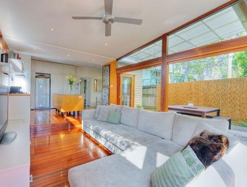 35 Farm Street, Newmarket, QLD 4051