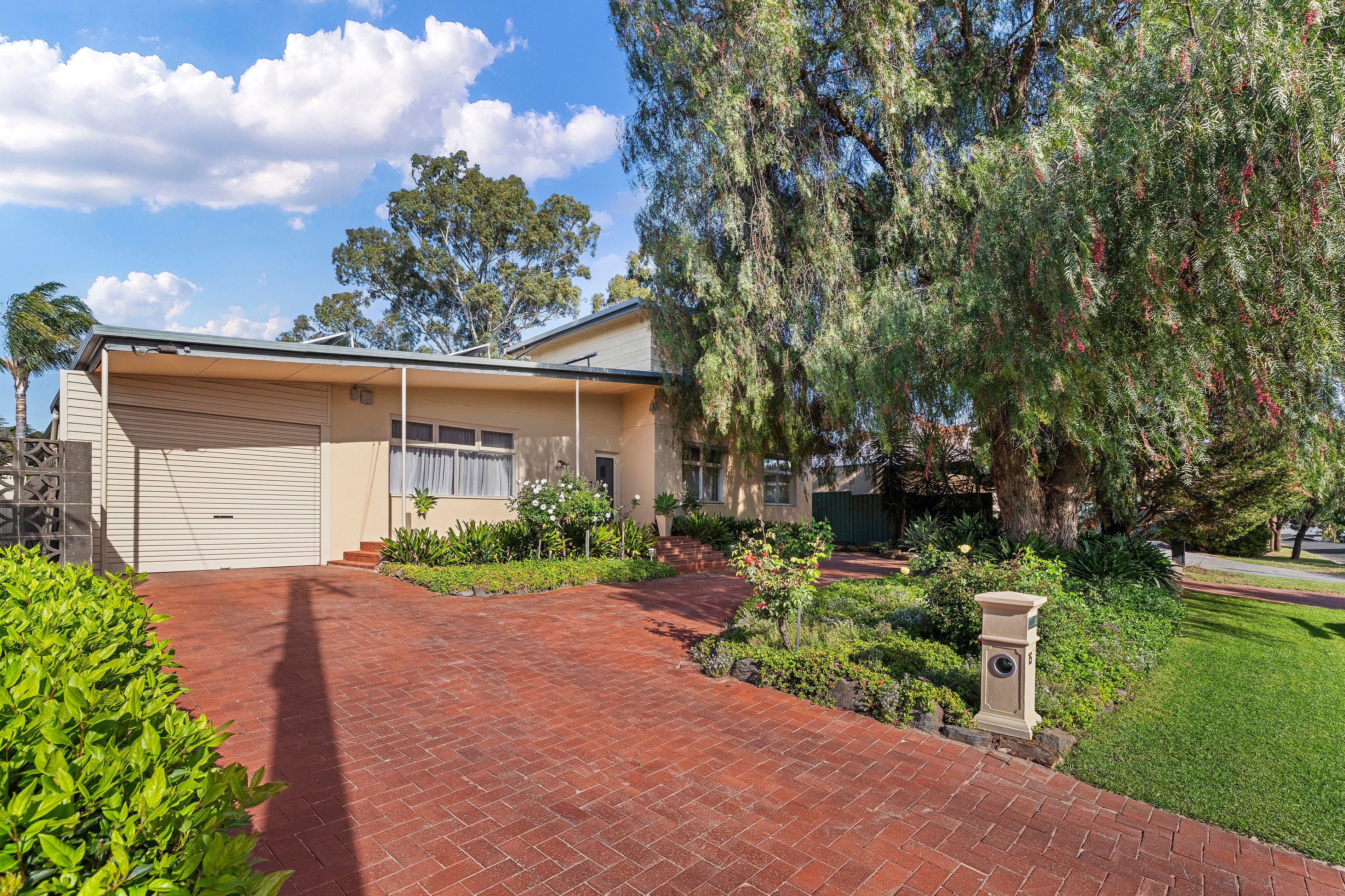 15 Kennington Road, Hope Valley, SA 5090