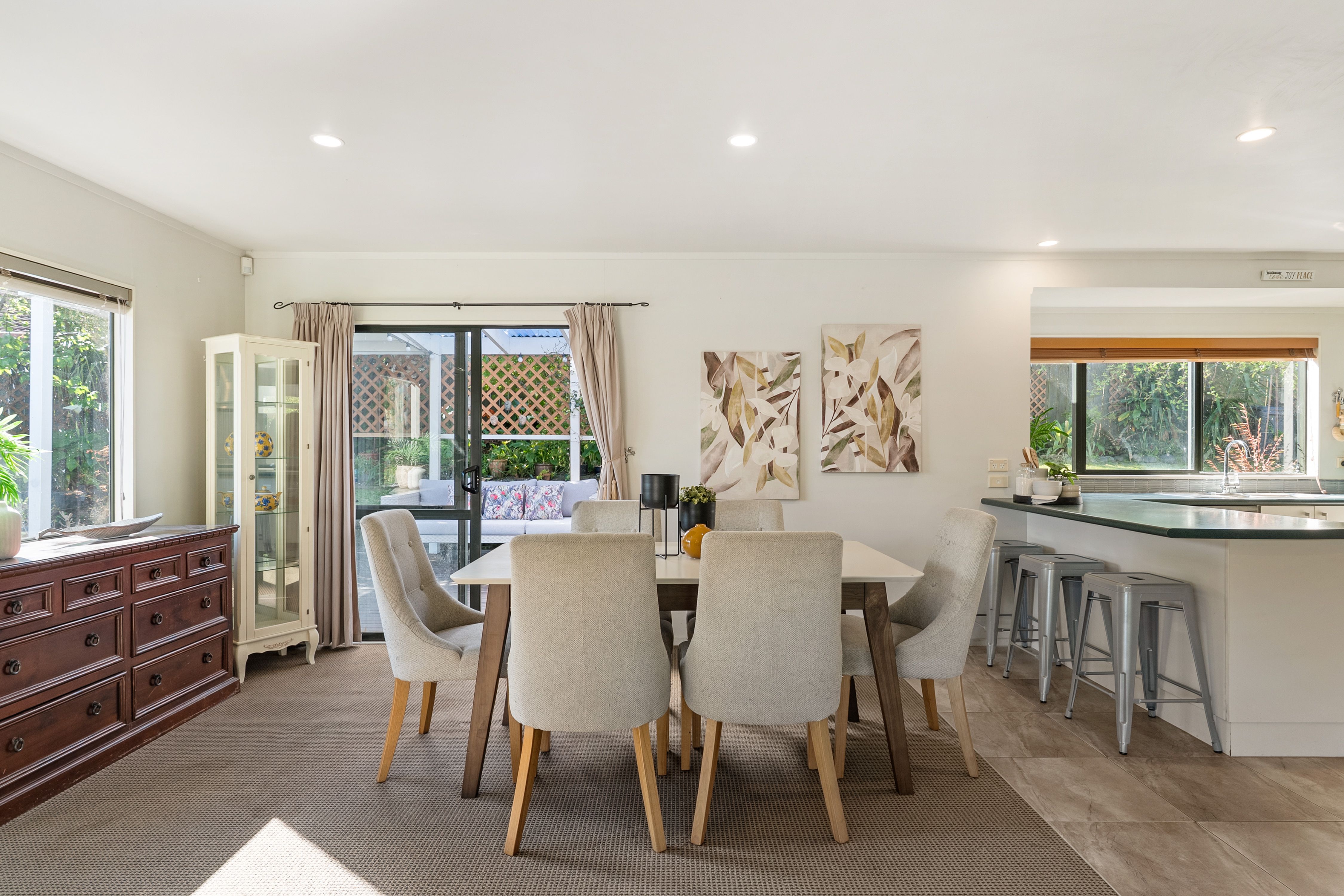Family Home in Beachlands Cul-de-sac 5