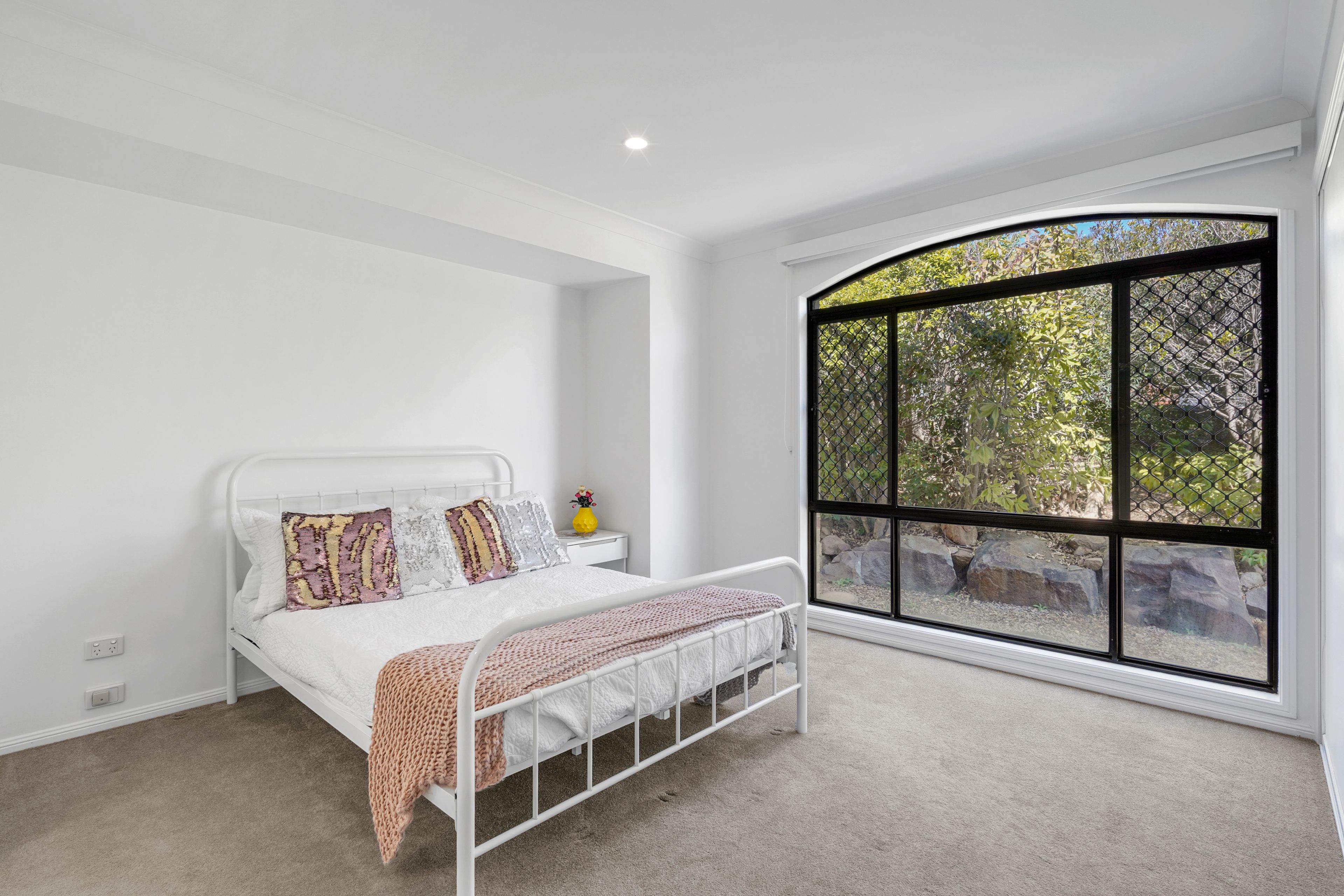 6 Serena Drive — photo 15 of 24