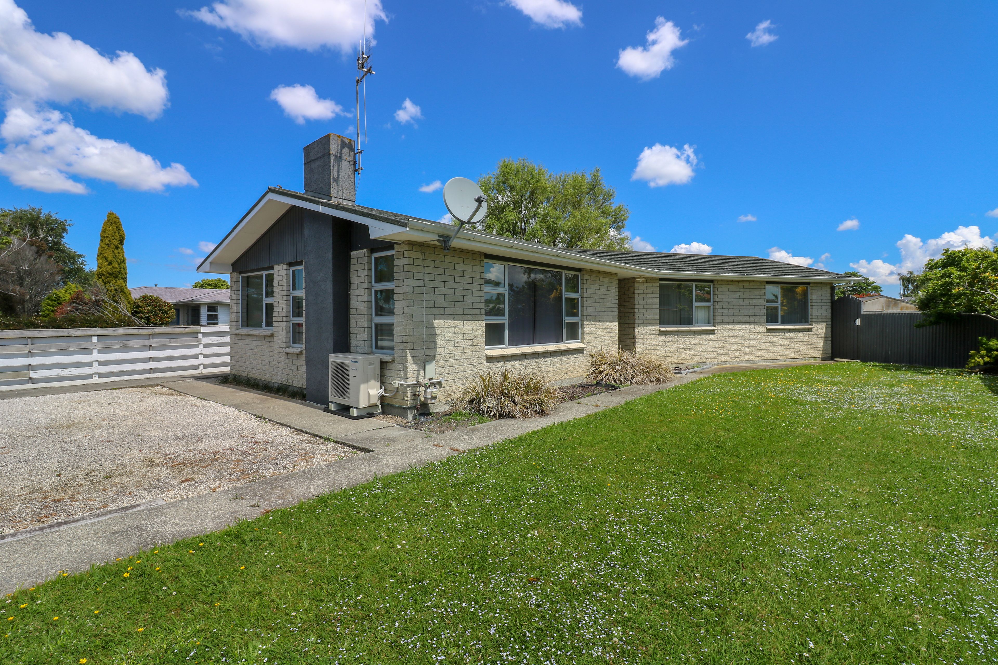 116 Milson Line, Milson, Palmerston North City 4414 Leased House