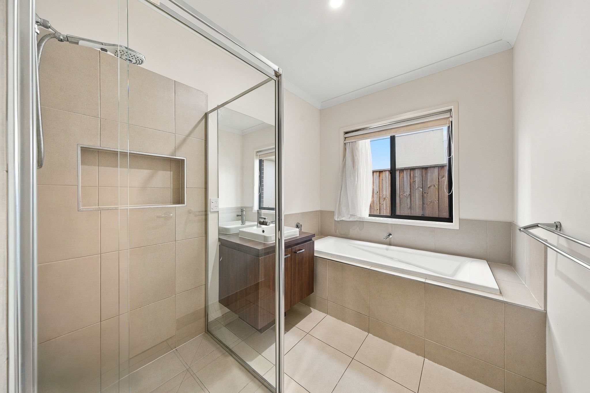 242 Duff Street — photo 16 of 19