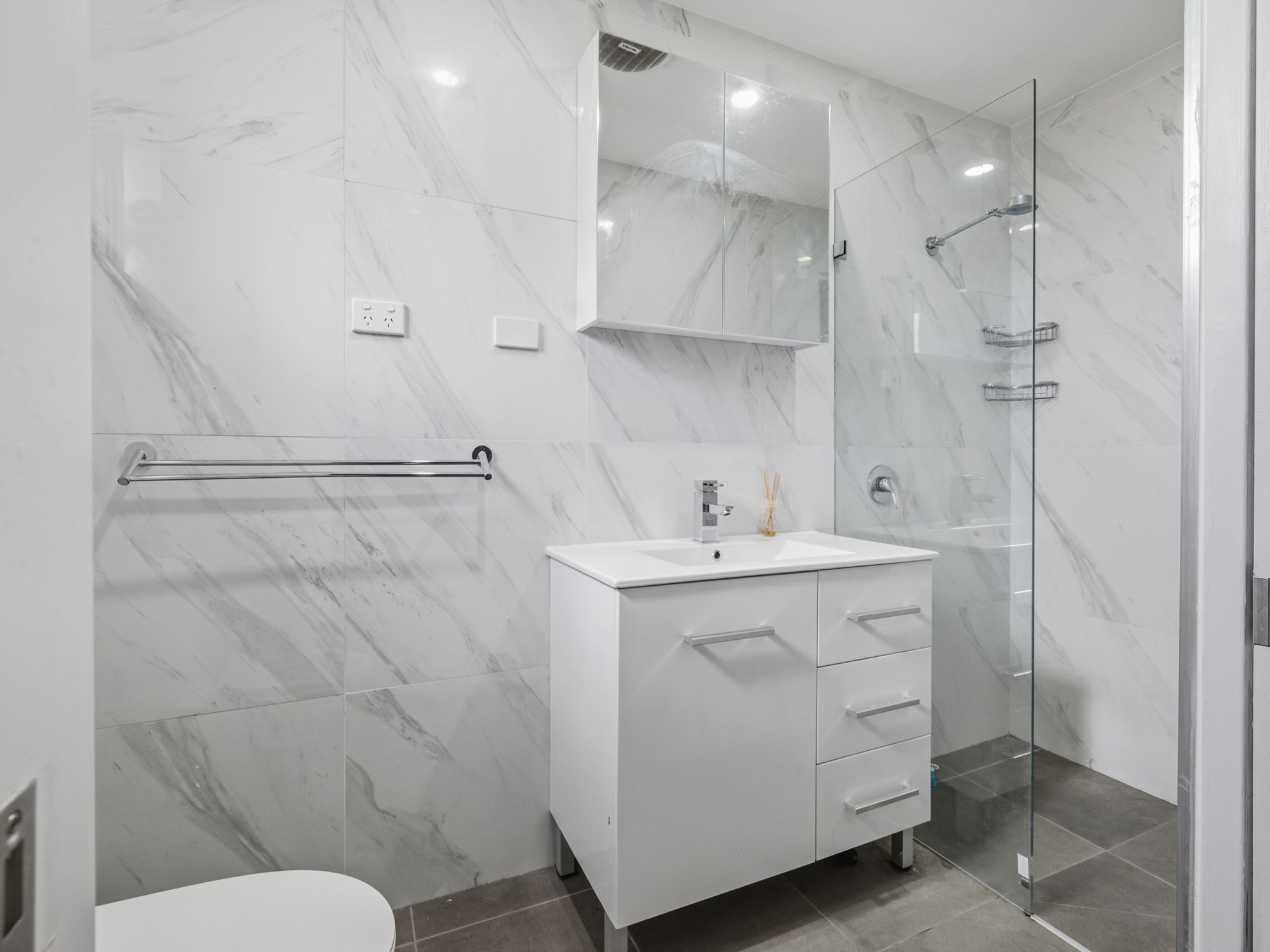 26 Clarissa Place — photo 14 of 15