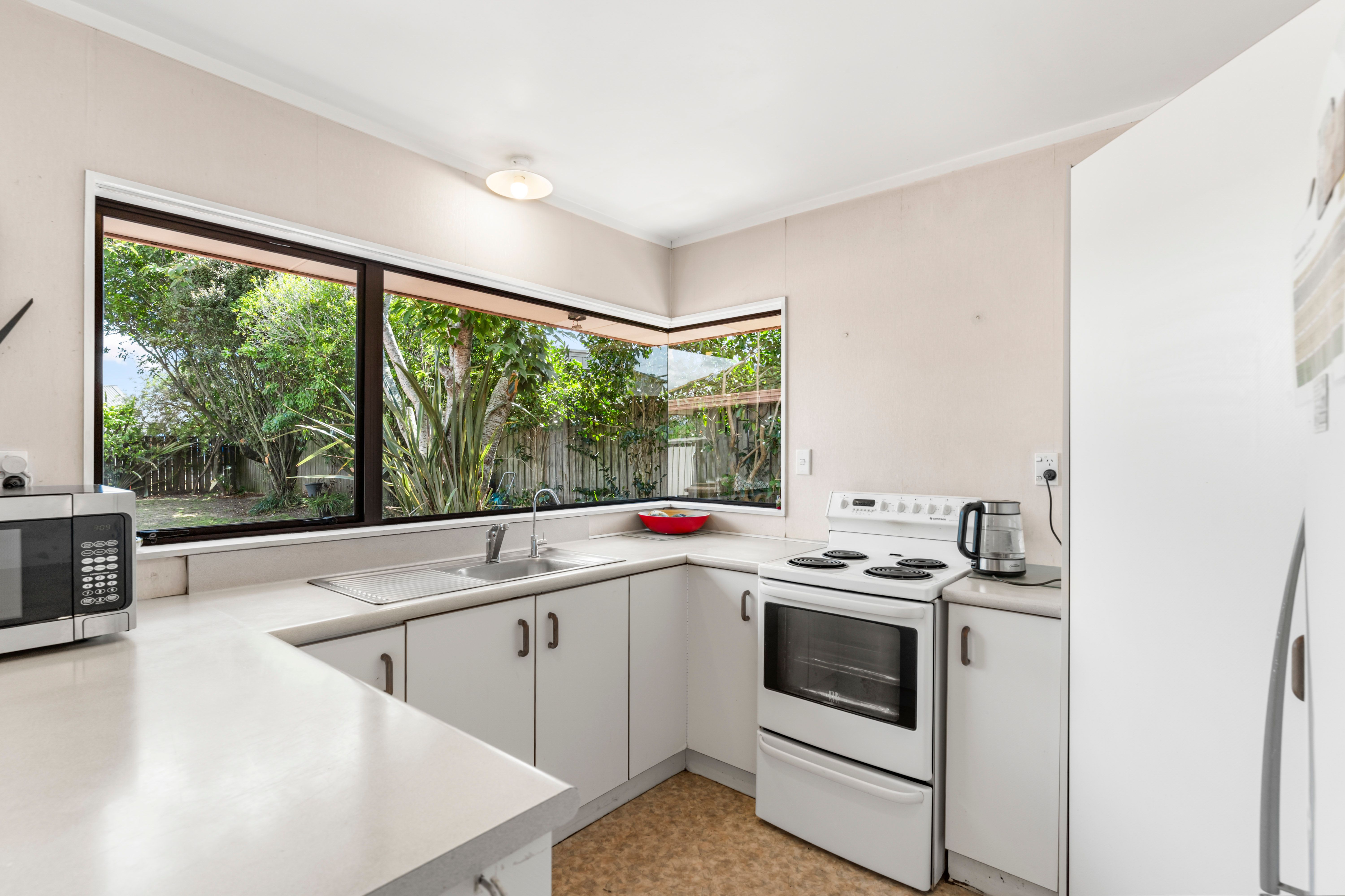 90 Tington Avenue, Wattle Downs, Manukau City