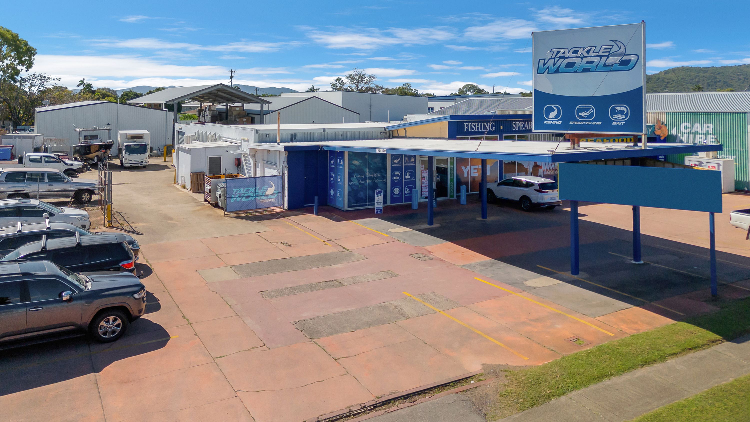 305 Ingham Road, Garbutt, QLD 4814