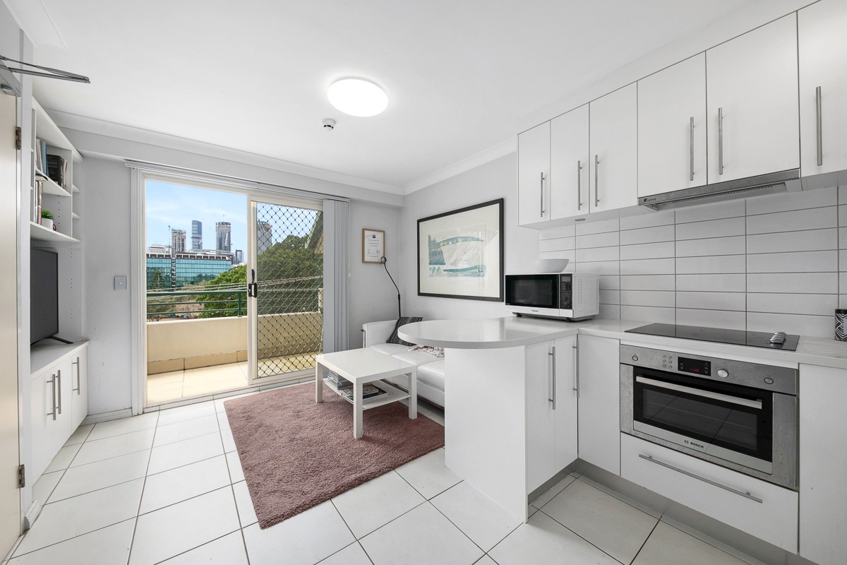 16/23 Edmondstone Street, South Brisbane, QLD 4101