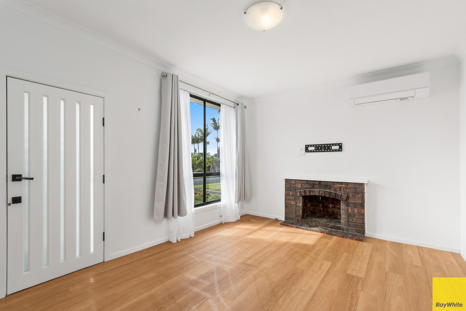 5 Graham Street, Unanderra, NSW 2526