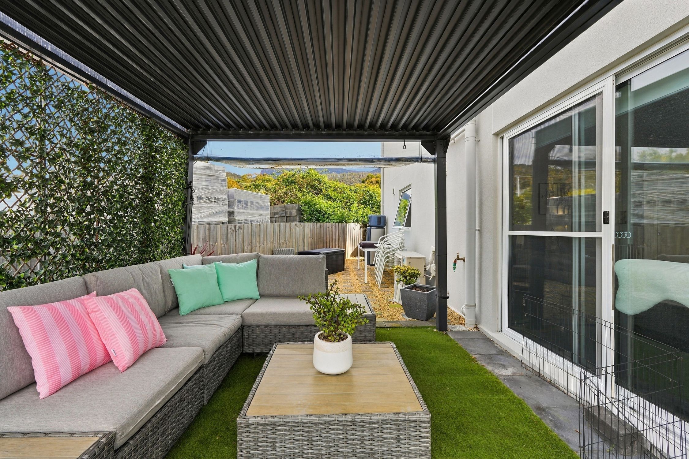 10/58 Barossa Road — photo 4 of 18