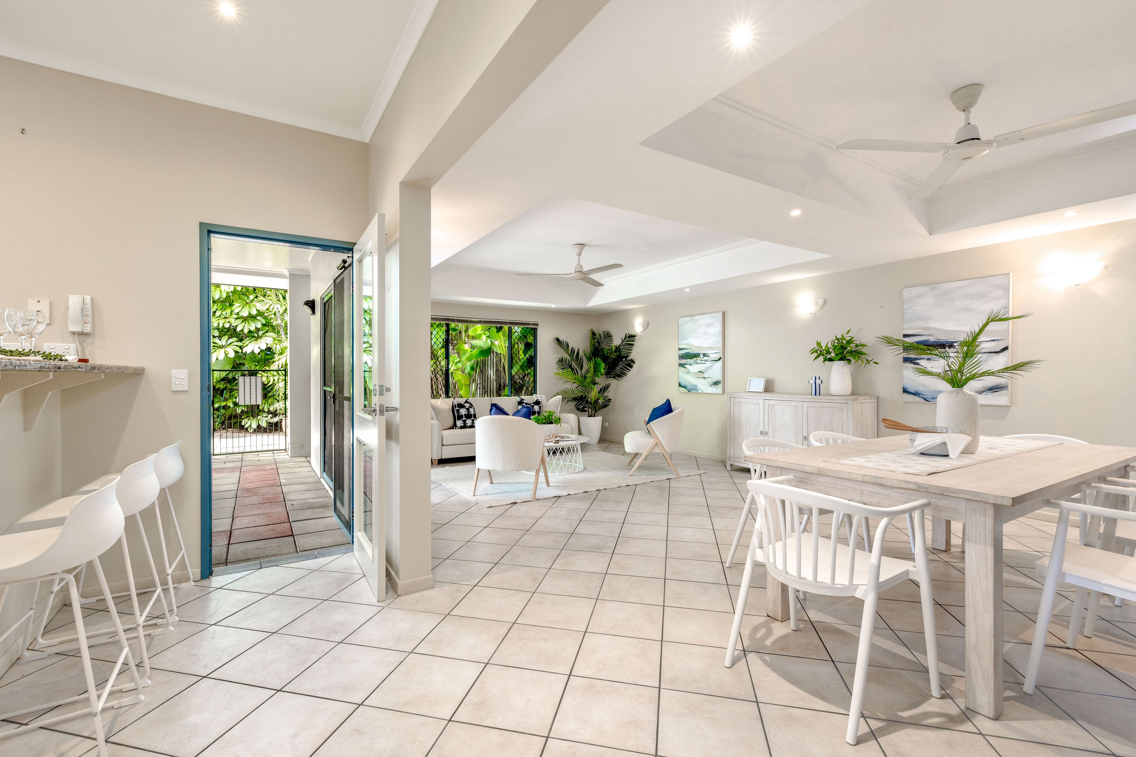 11/75-79 Cedar Road, Palm Cove, QLD 4879