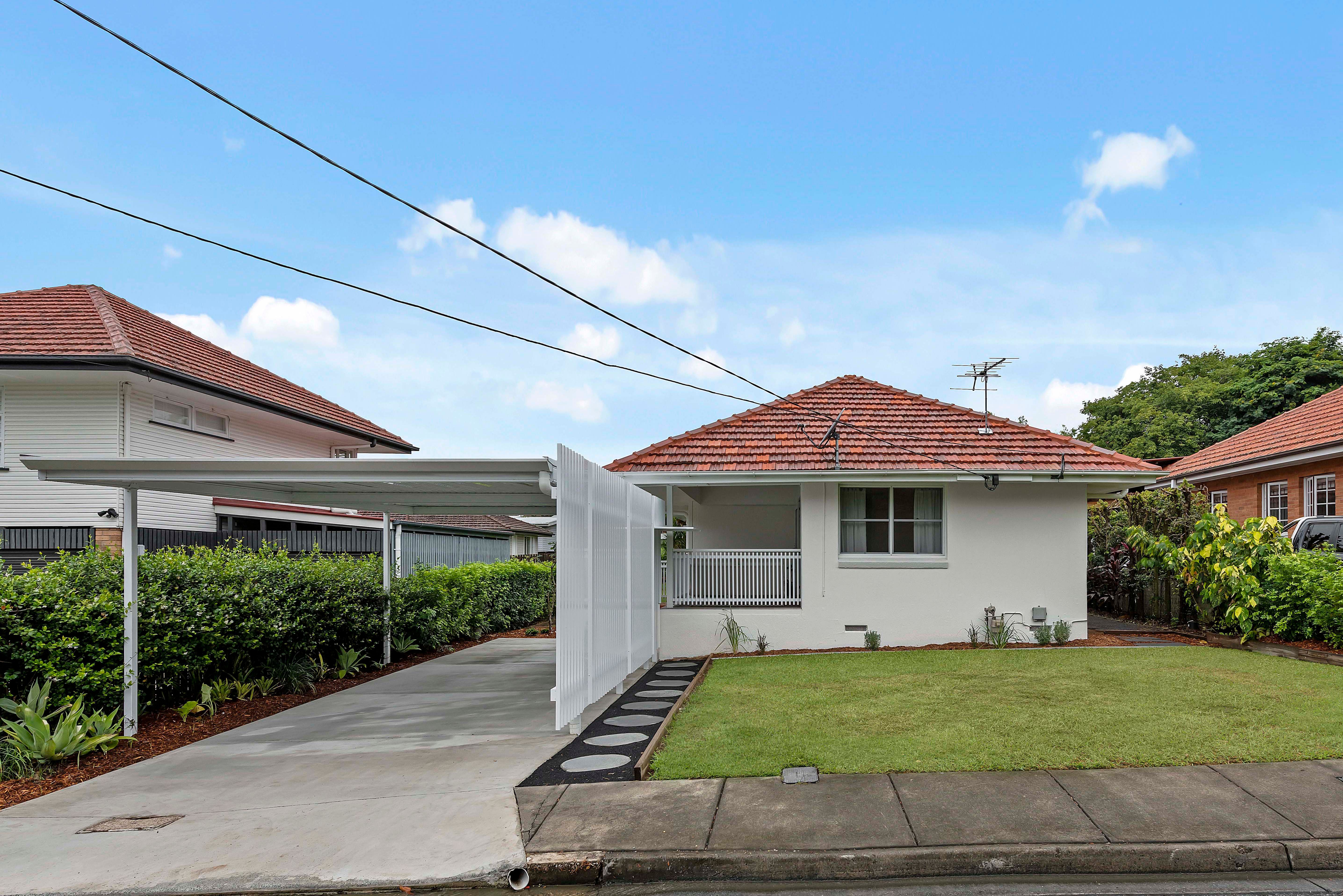 34 Newcastle Street, Fairfield QLD 4103