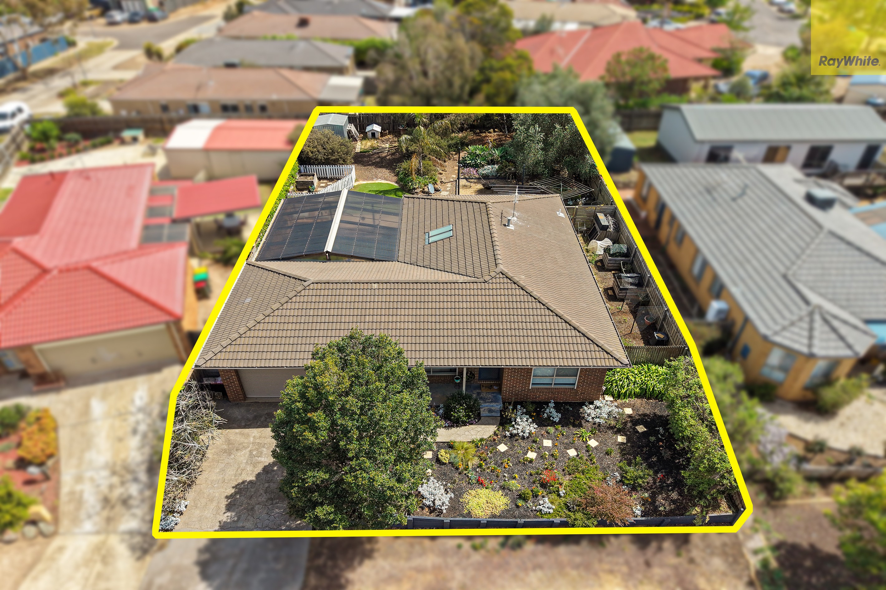 14 Davison Court, Maddingley, VIC 3340