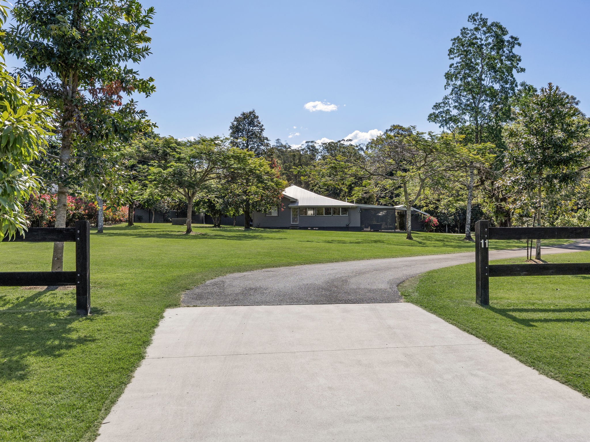 11 Kauri Court, Beerwah, QLD 4519