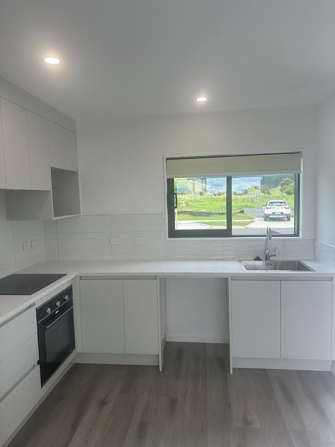 15a Mataikokako Loop, Kawakawa Bay, Manukau City