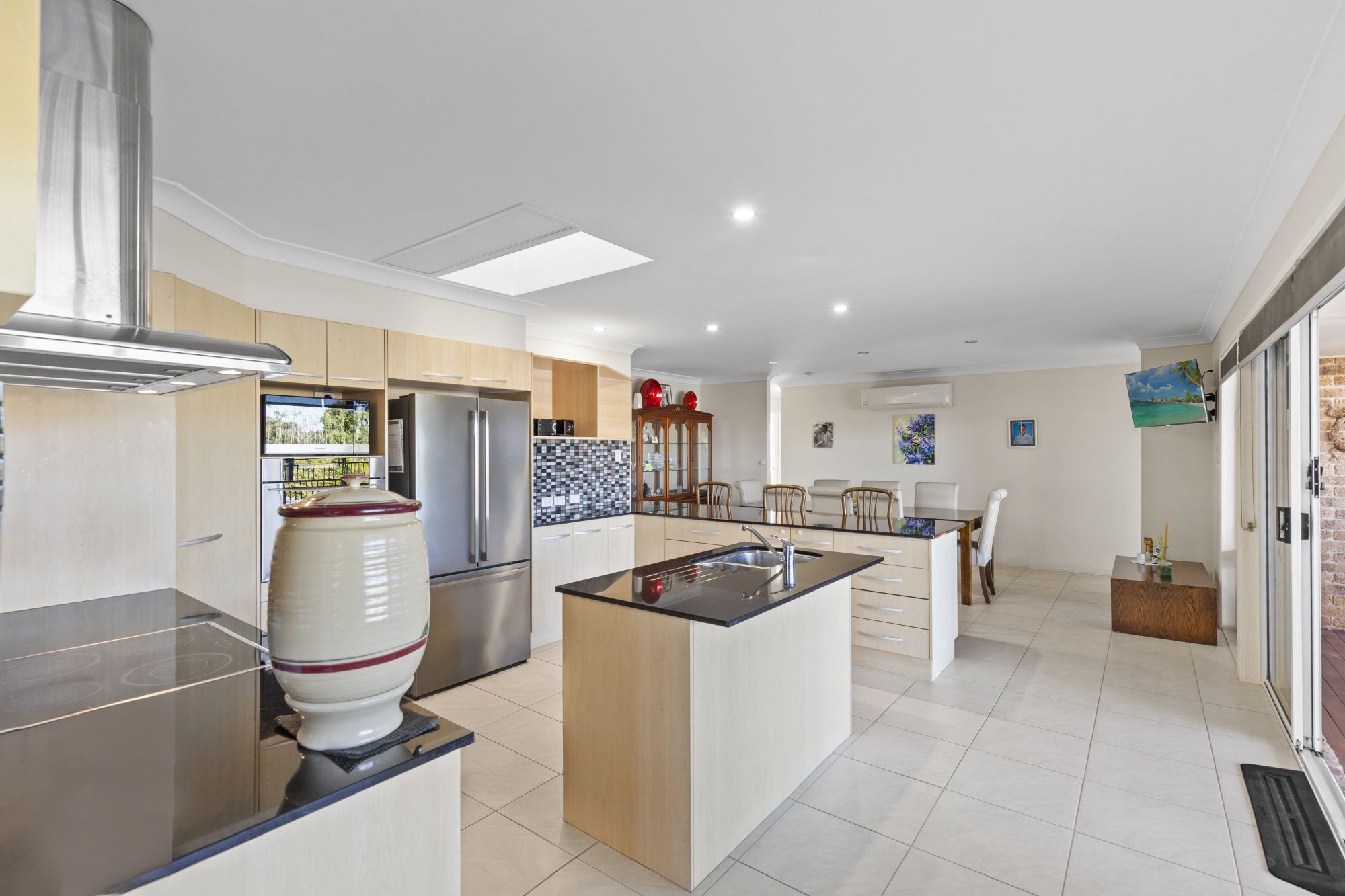 9 Wittenoom Court — photo 7 of 29