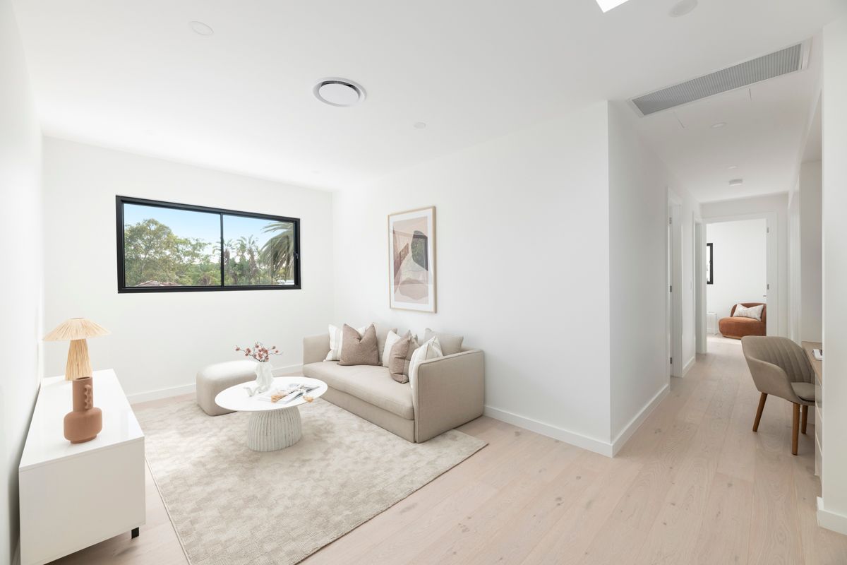 180B Bath Road — photo 7 of 11