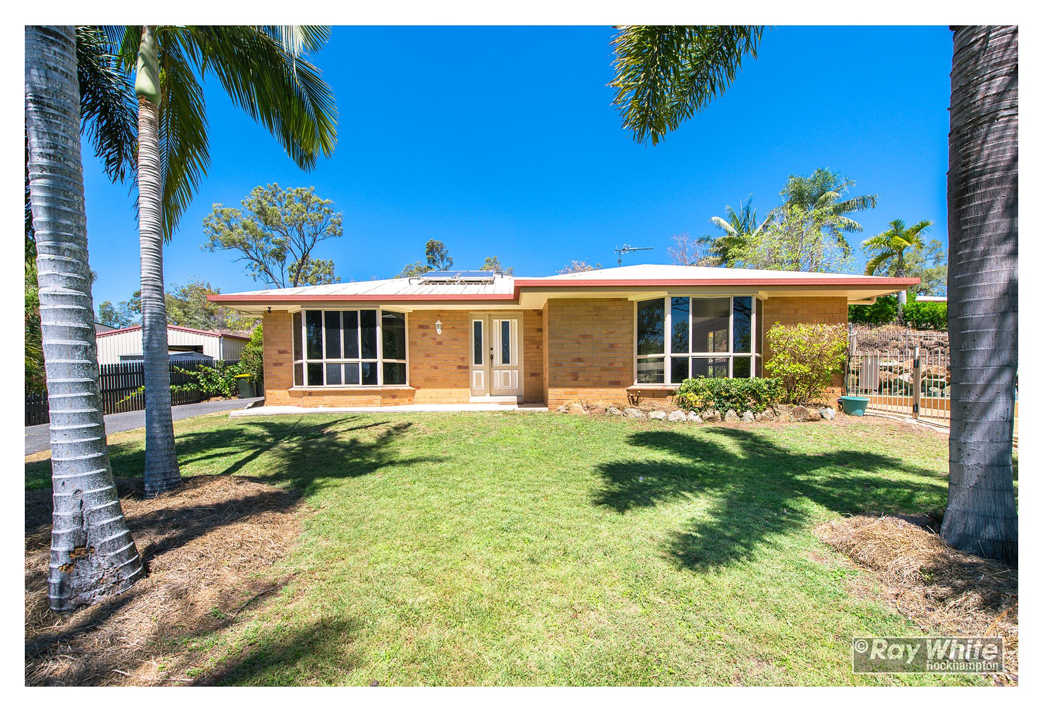 10 Samuel Crescent, Parkhurst QLD 4702