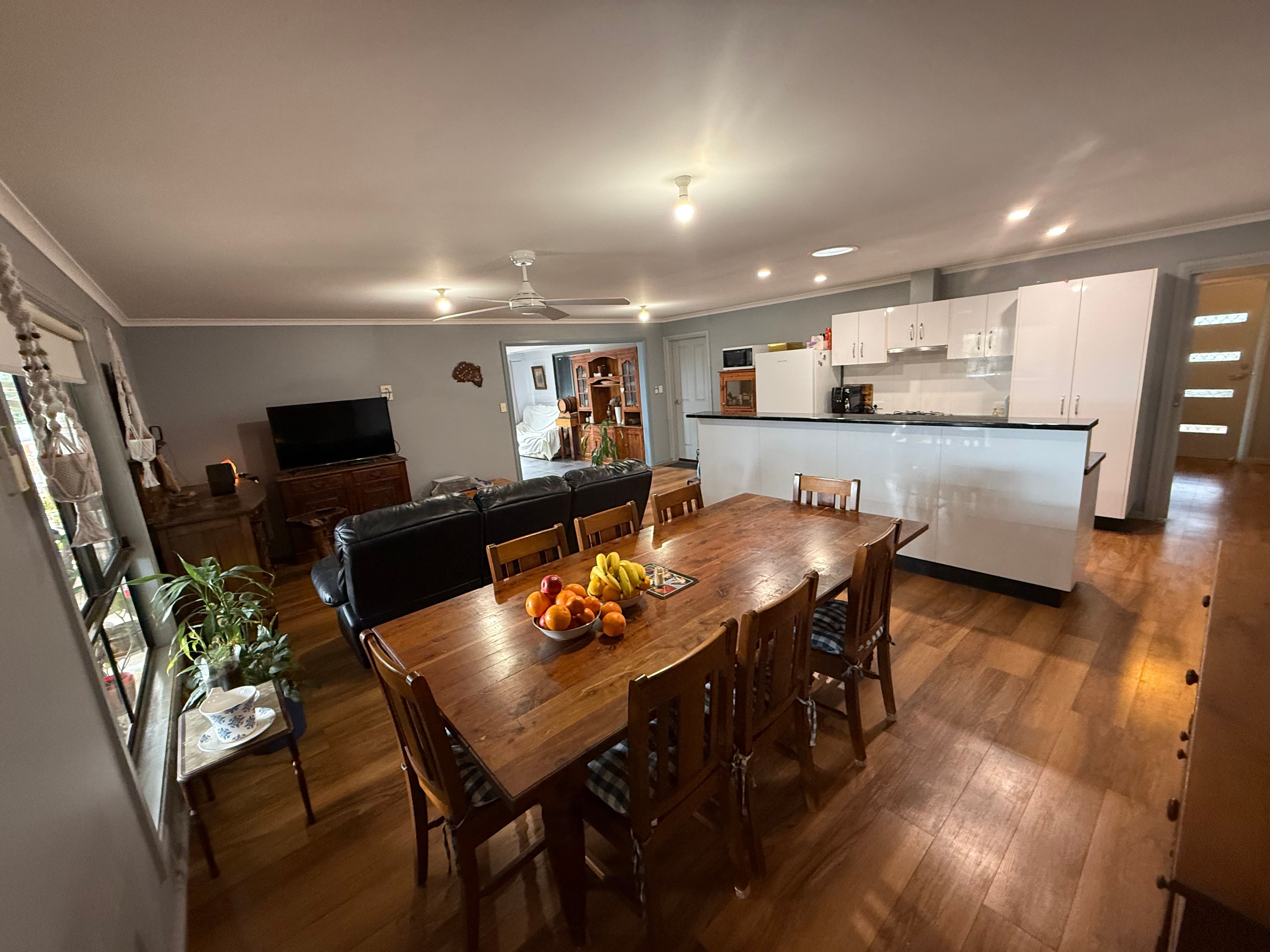 17 Chapman Road — photo 6 of 25