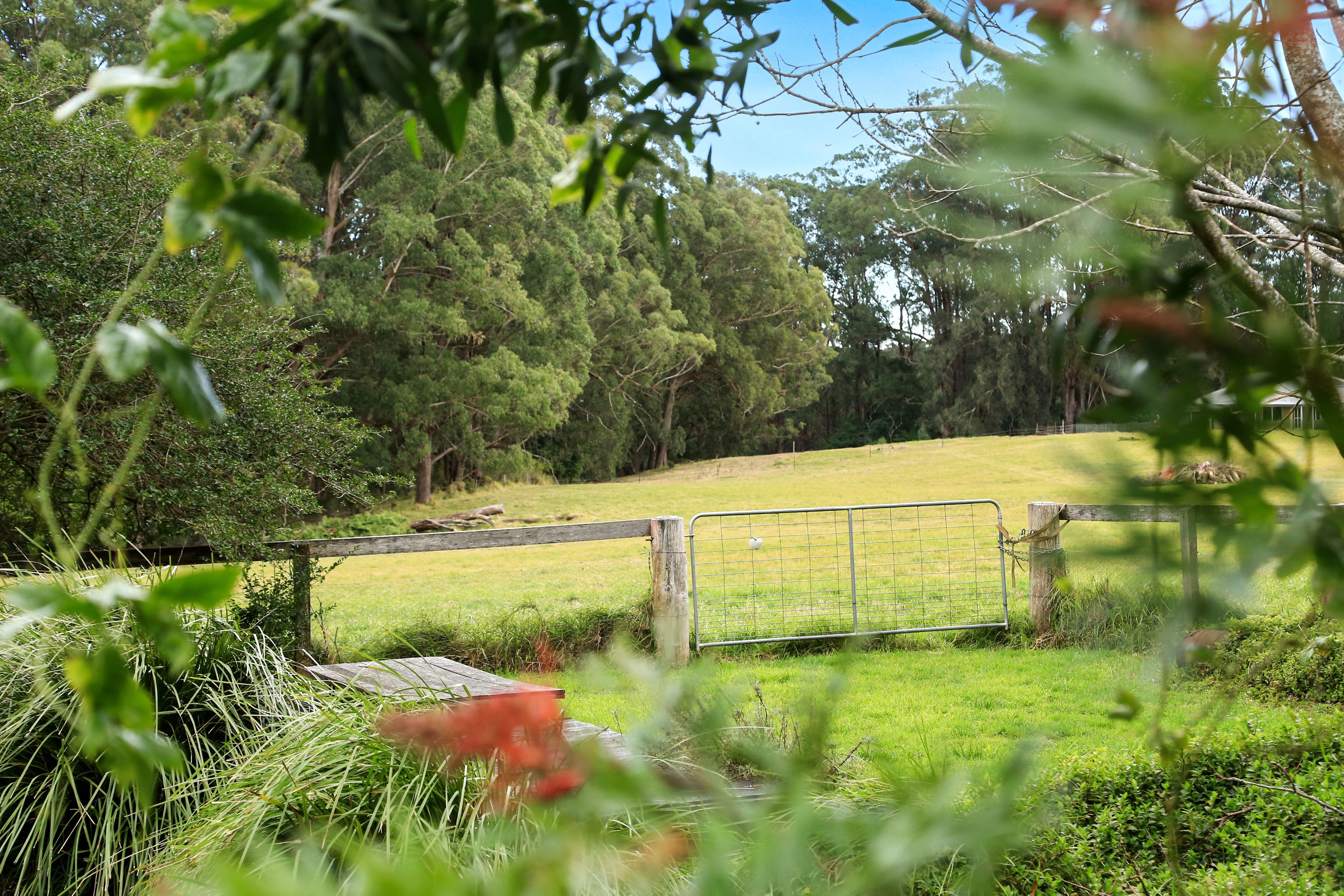 1400 Nowra Road — photo 8 of 12