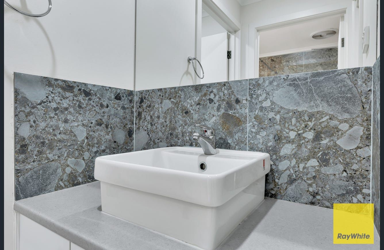 7 Aitken Avenue — photo 13 of 19