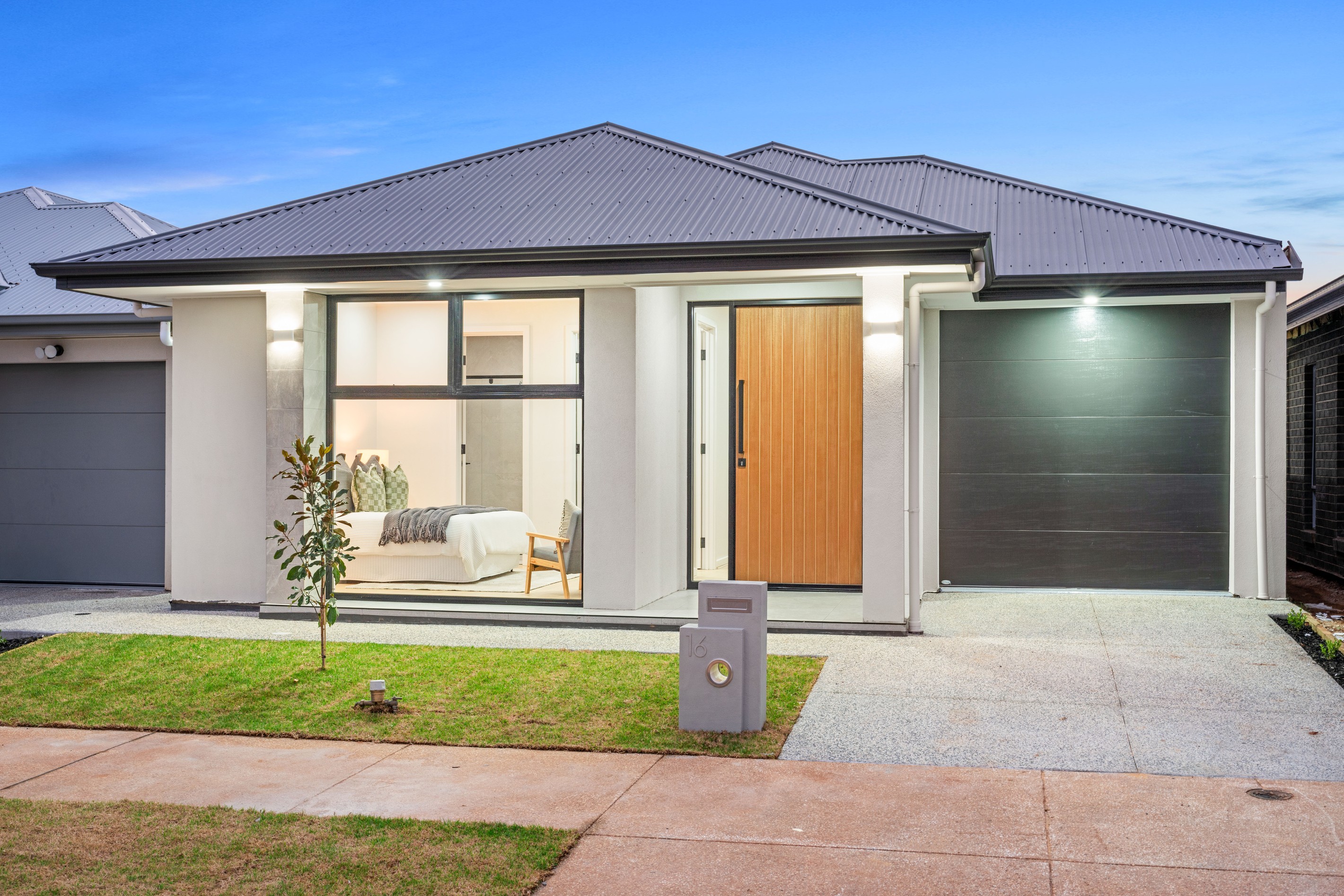 16 Marino Street, Andrews Farm, SA 5114