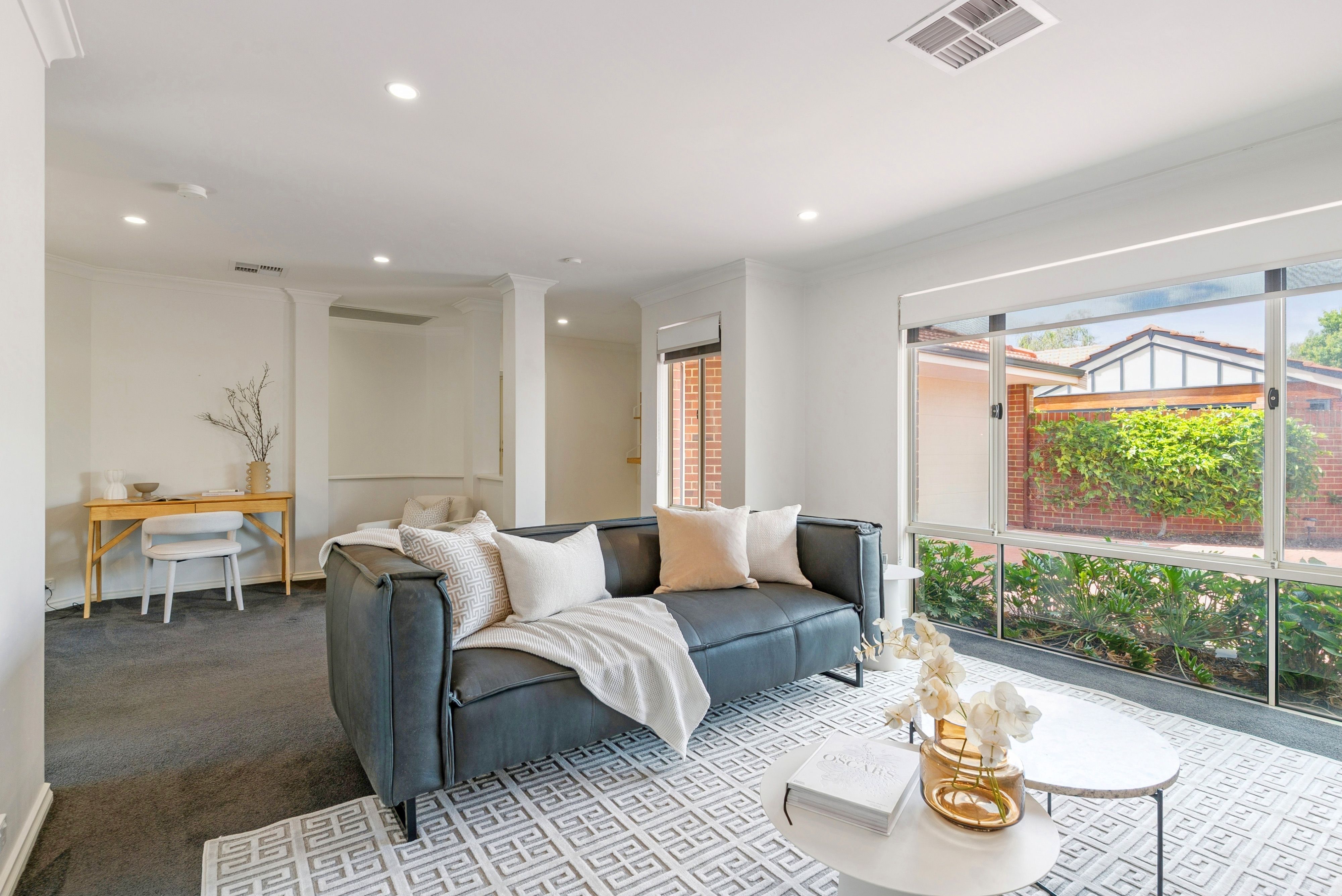 2/106 Monash Avenue, Como, WA 6152