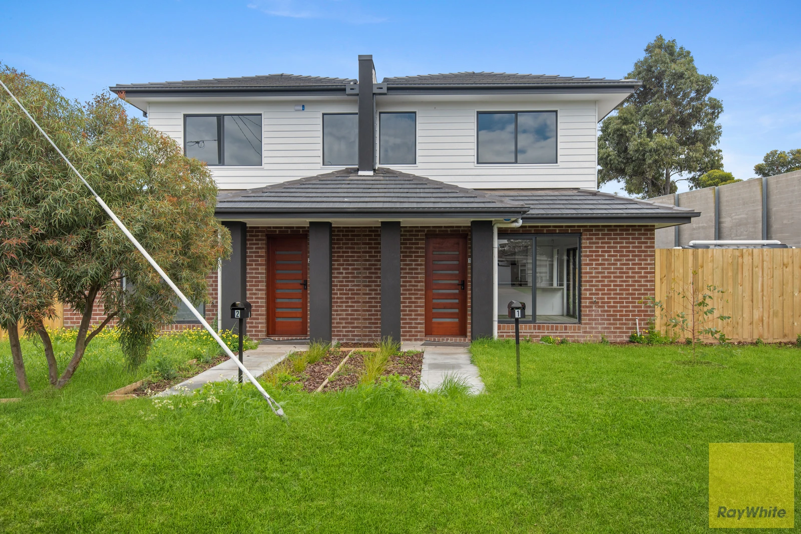 2/18 Balmoral Street, Altona Meadows, VIC 3028