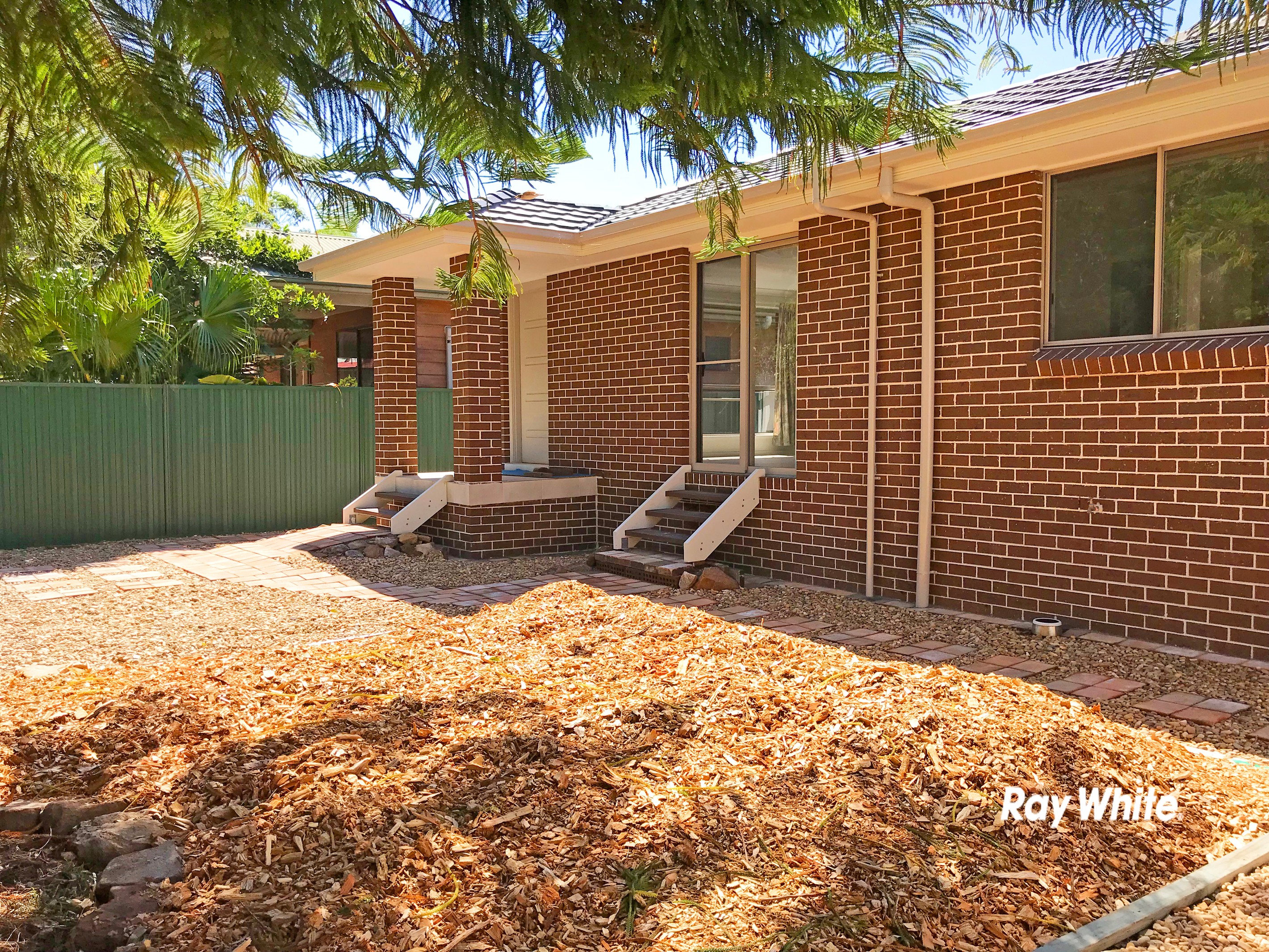 26 Laurence Avenue, Bundeena, NSW 2230