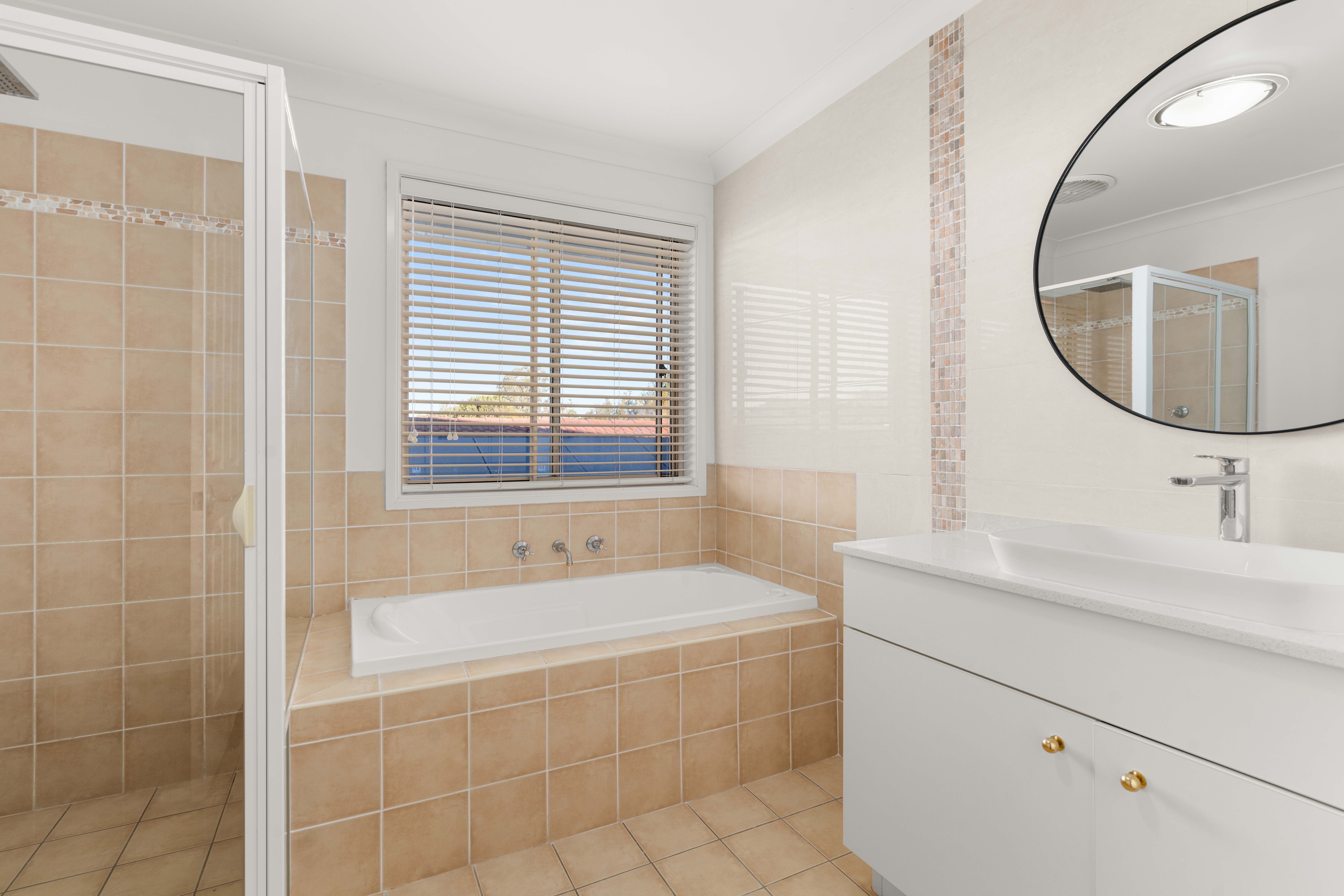 35 Emerald Drive — photo 18 of 30