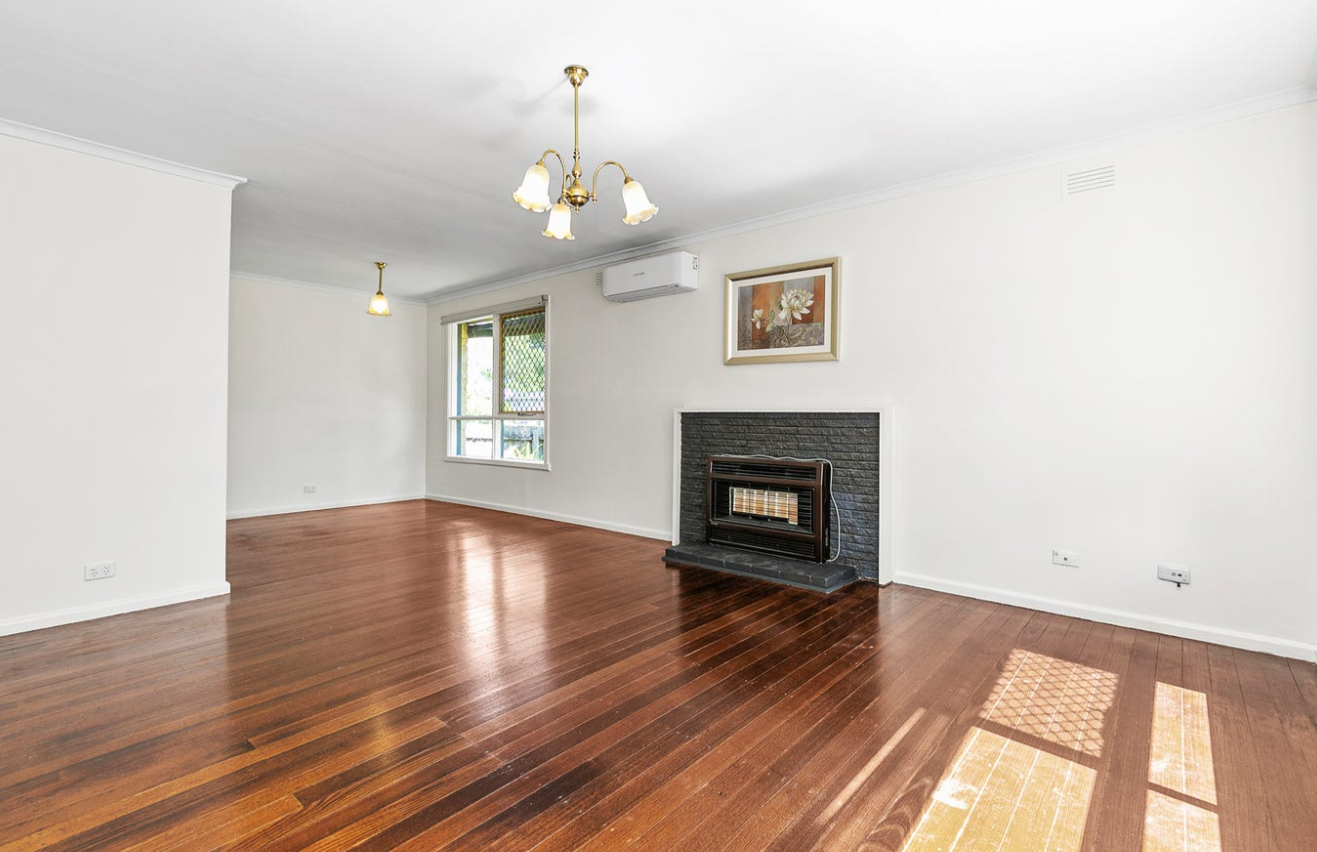 32 Johnson Drive, Ferntree Gully, VIC 3156