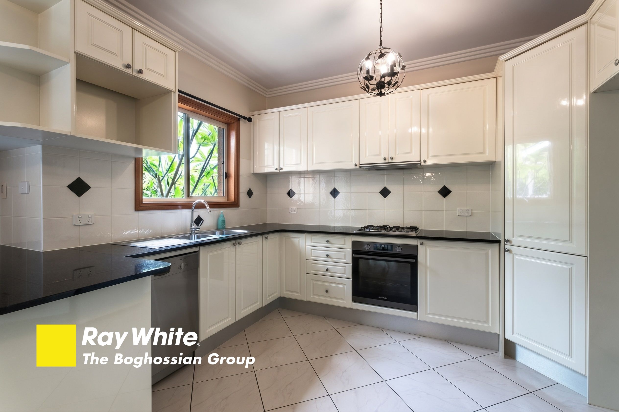 5/38-40 Doyle Road — photo 3 of 8