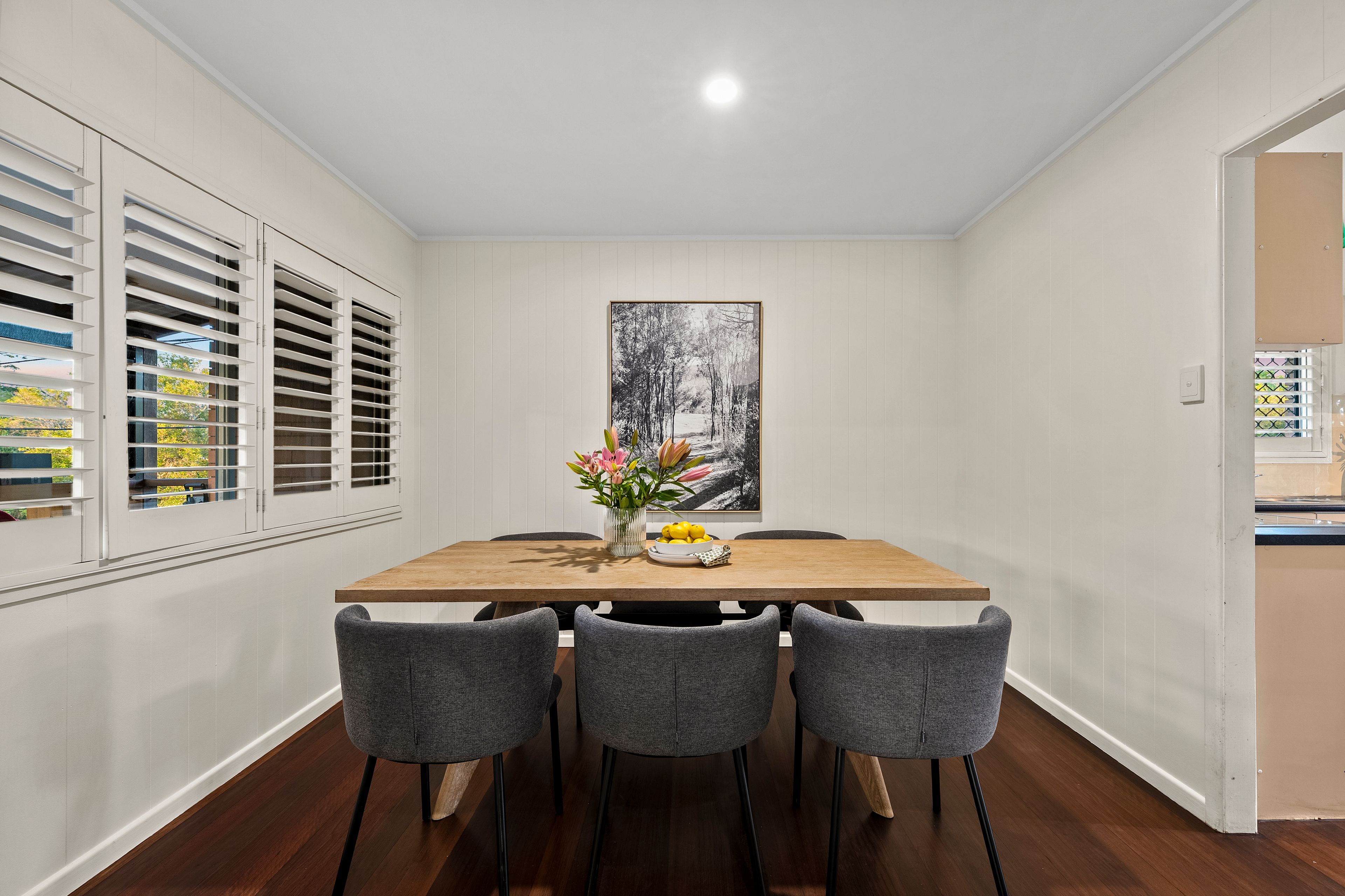 31 Illuta Avenue — photo 12 of 16