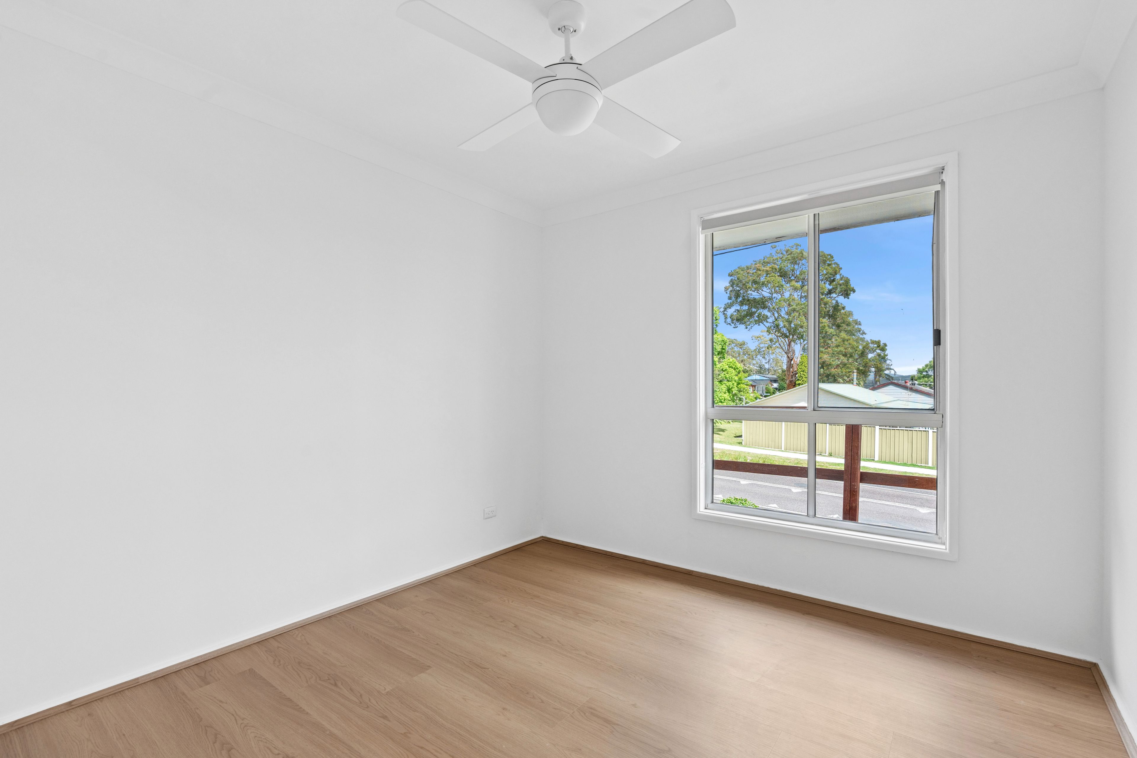 34 Vales Road — photo 7 of 13