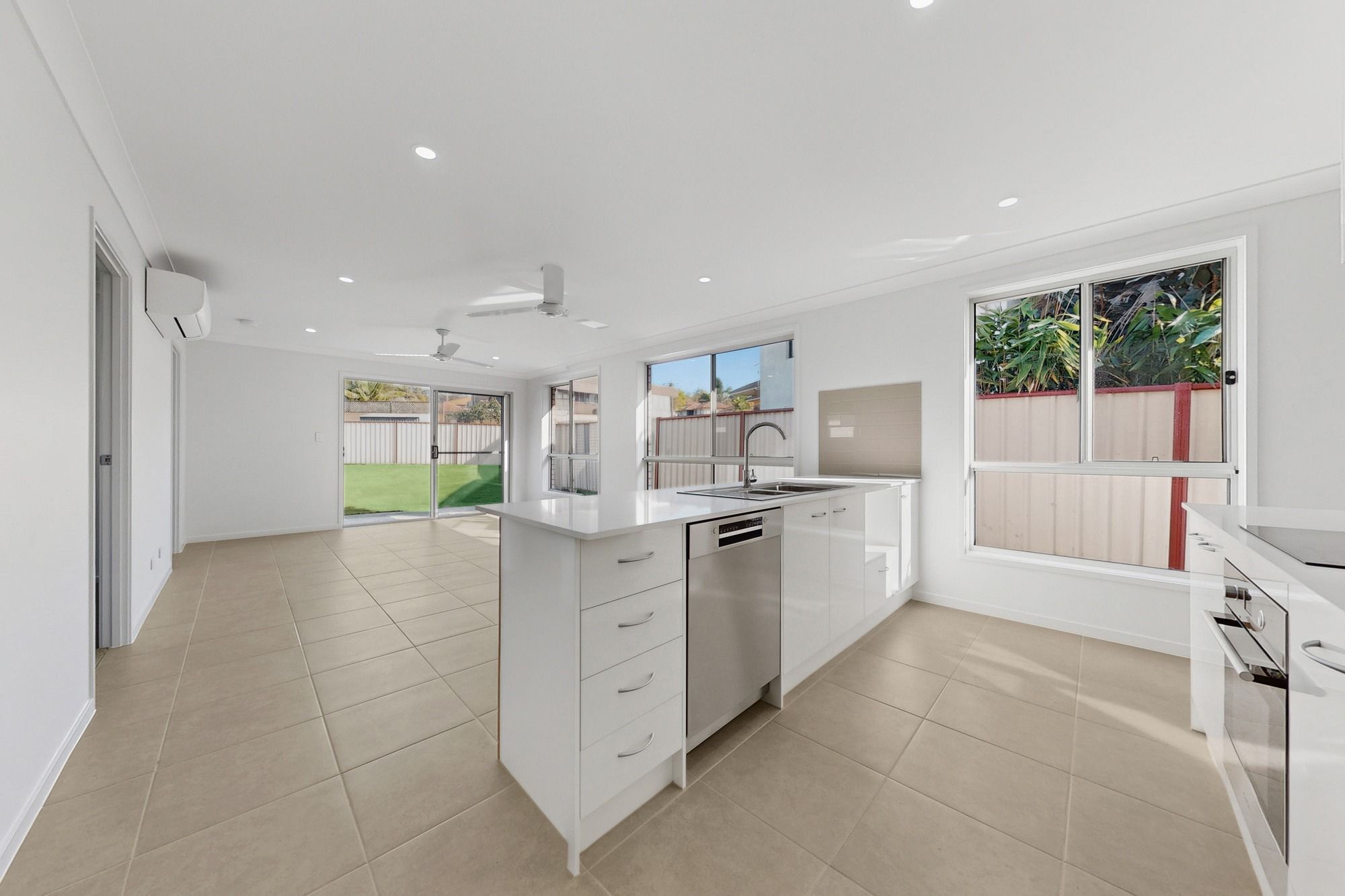 195 Birdwood Road, Tarragindi, QLD 4121