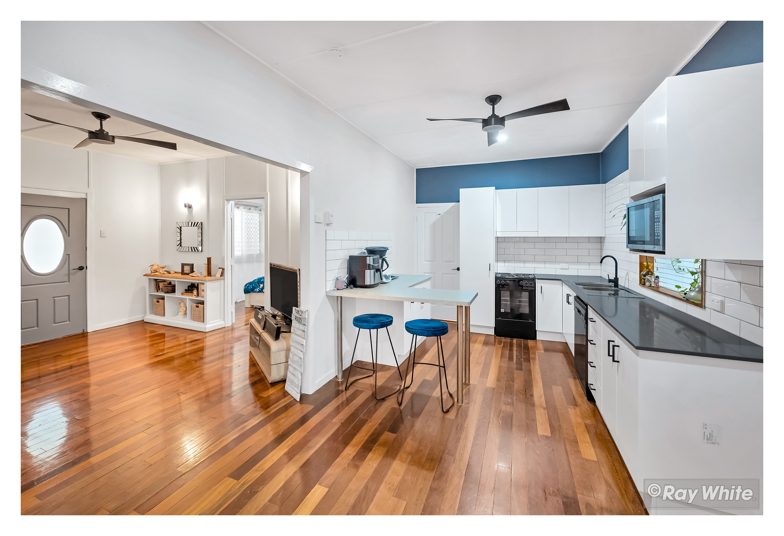 8 Hamilton Avenue, Wandal, QLD 4700