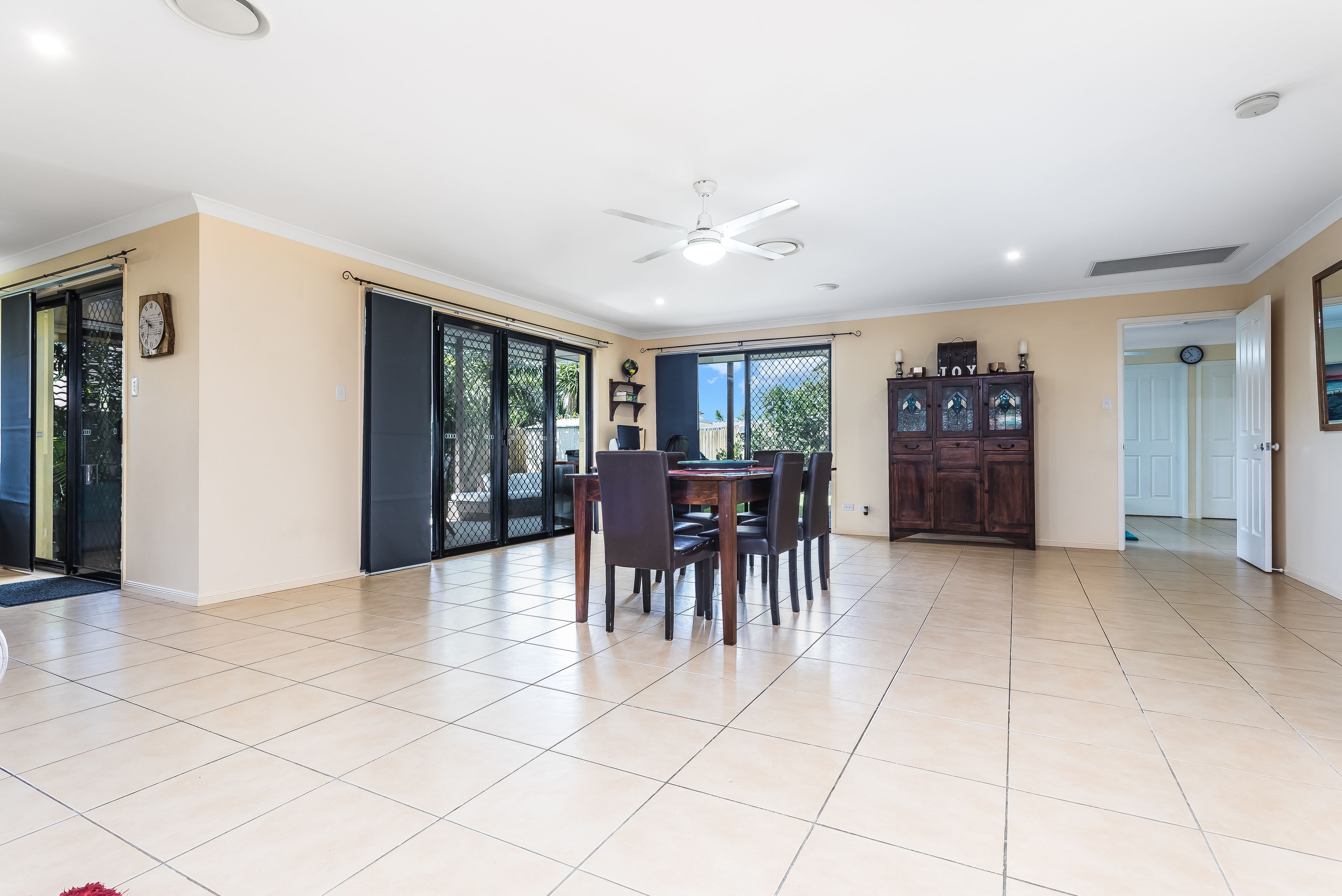 37 Diane Parade, Kallangur, QLD 4503