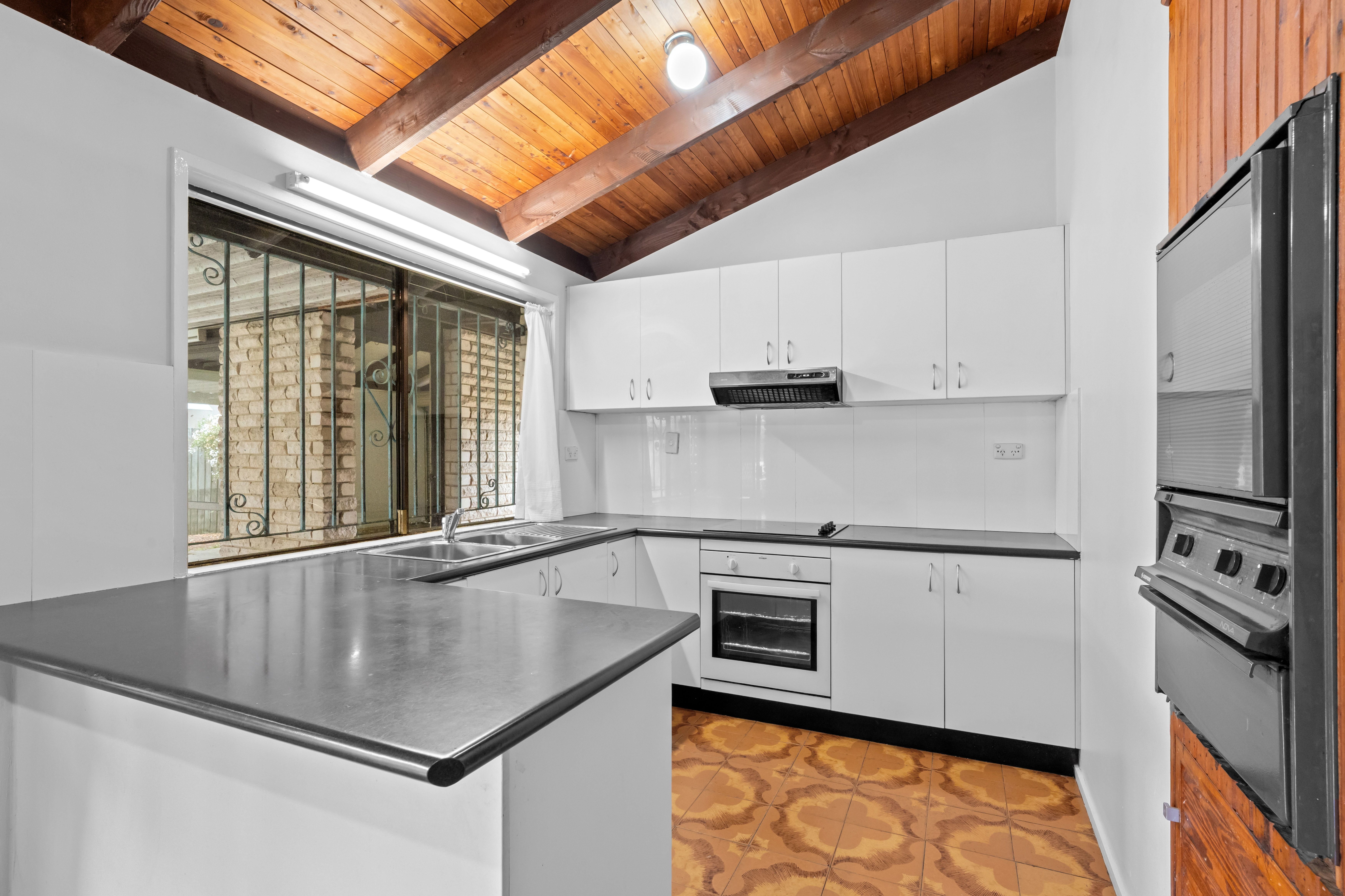 23 Kallista Road — photo 7 of 21