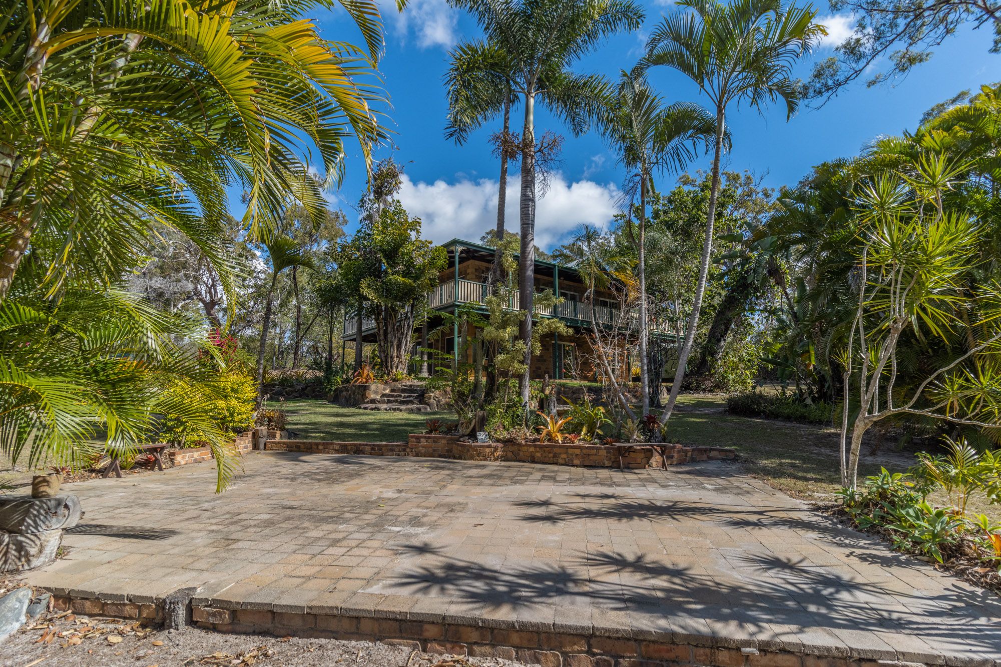 27 Dreamtime Avenue, Burrum Heads, QLD 4659
