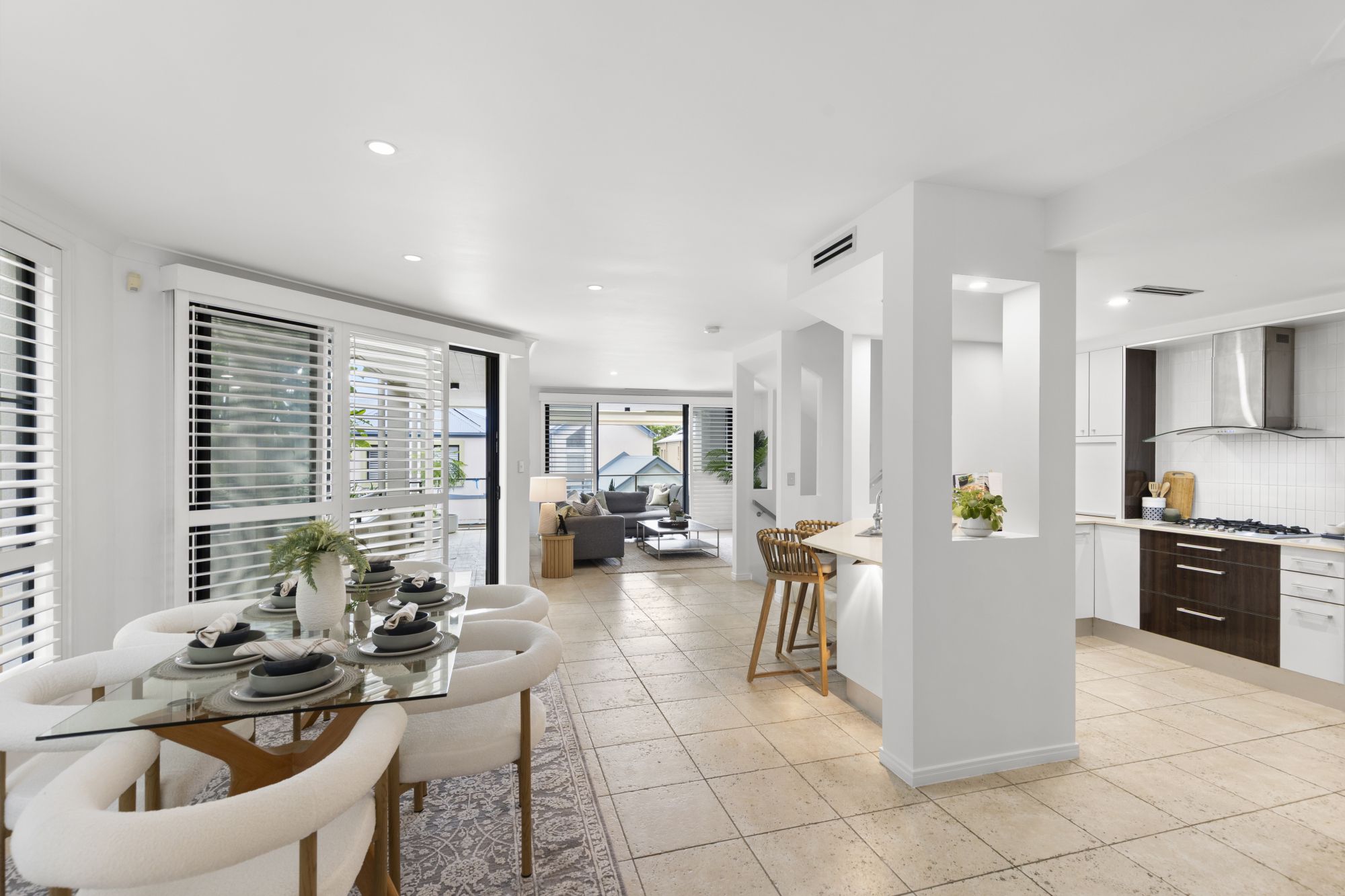 3205 Central Place, Carrara, QLD 4211