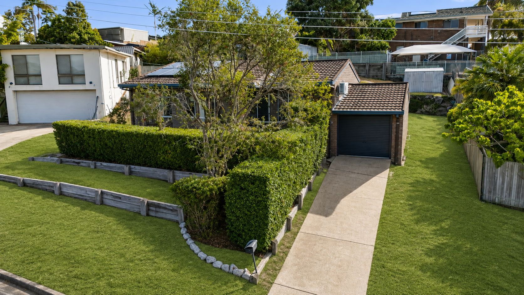 15 Saturn Crescent — photo from Ray White Gladstone