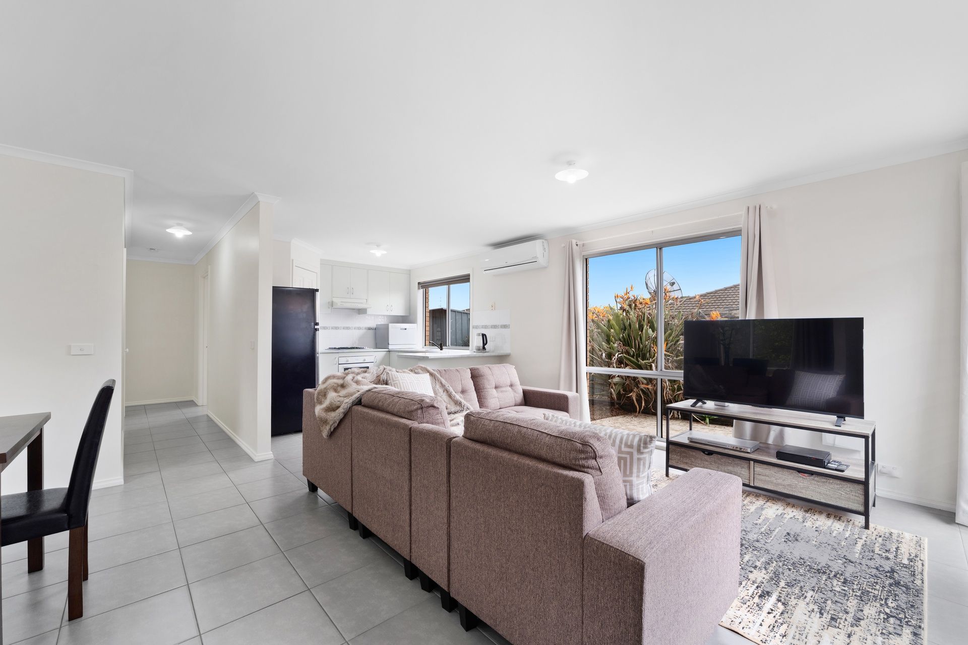 2/245-247 Monahans Road — photo 9 of 21