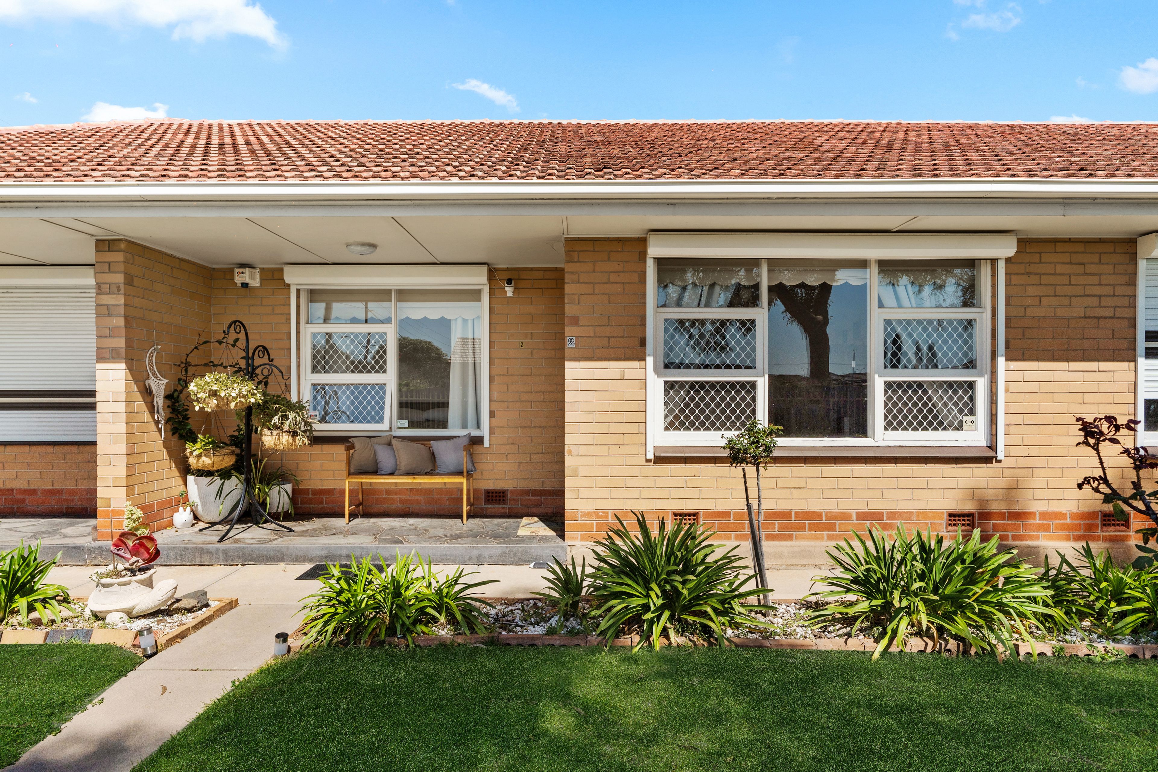 2/214 Findon Road — photo from Ray White Albert Park