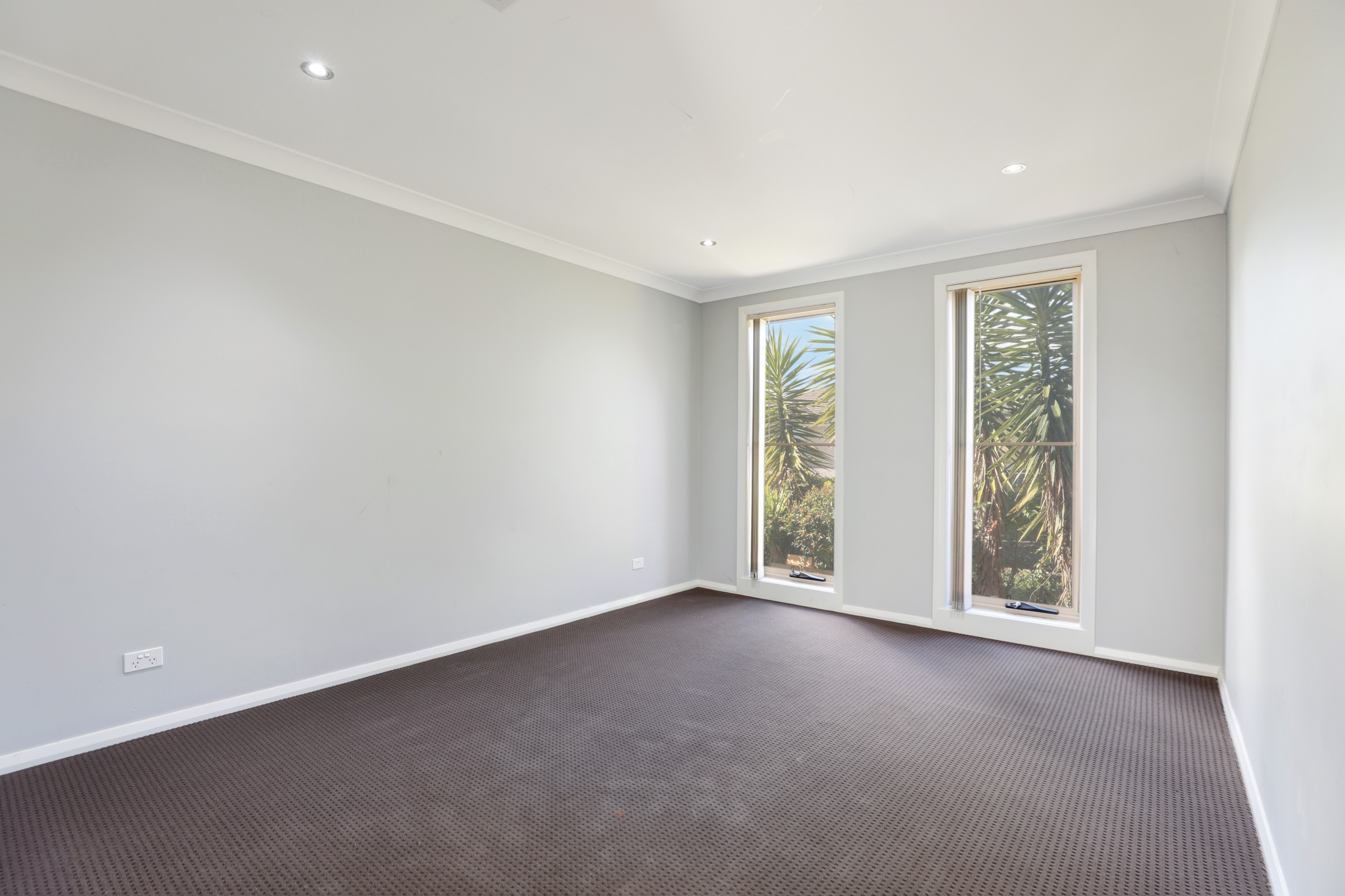 11 Bond Street, Ropes Crossing, NSW 2760